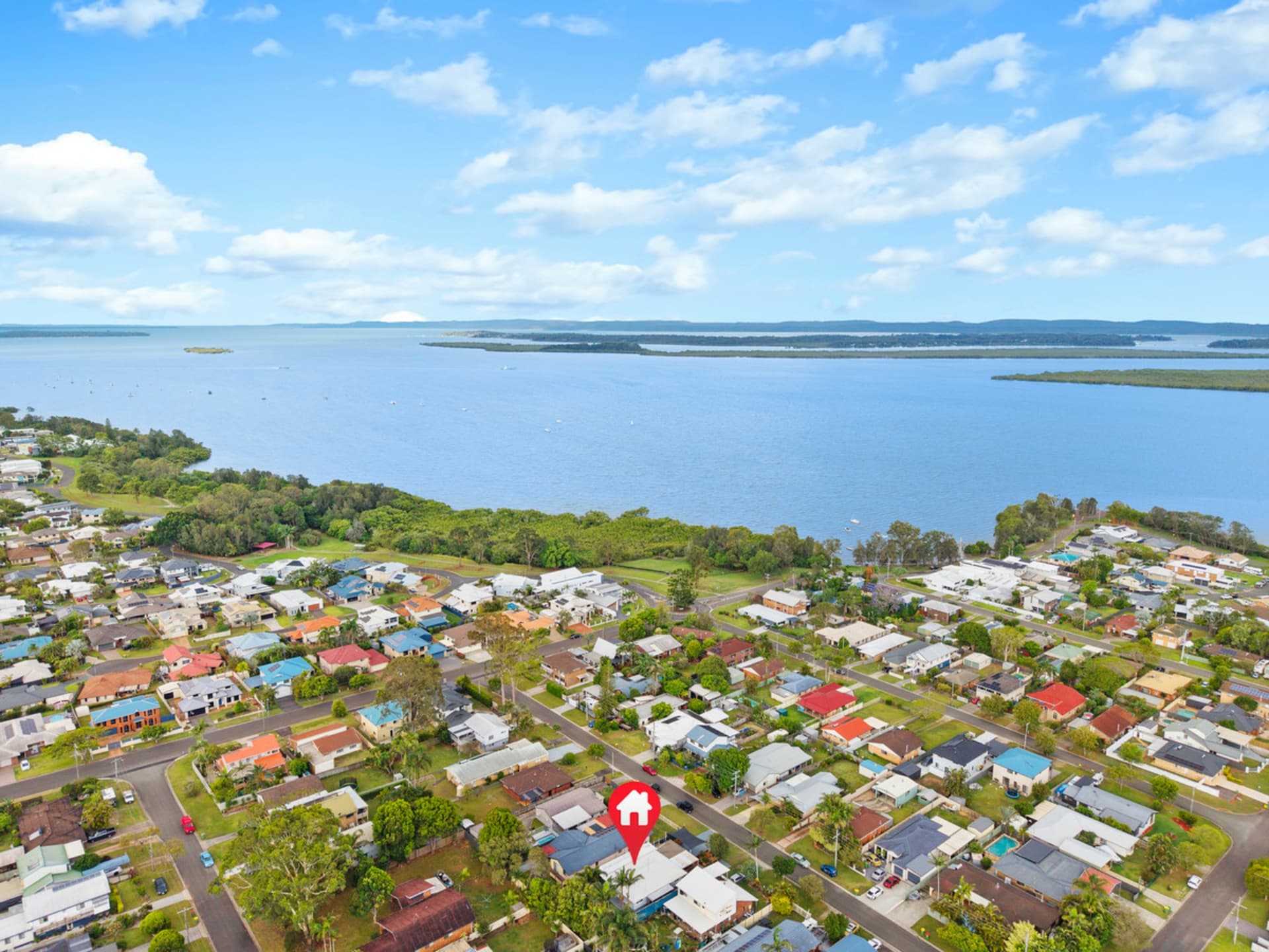 18 Lisa Street, Redland Bay, Redland Bay - Thumbnail 3
