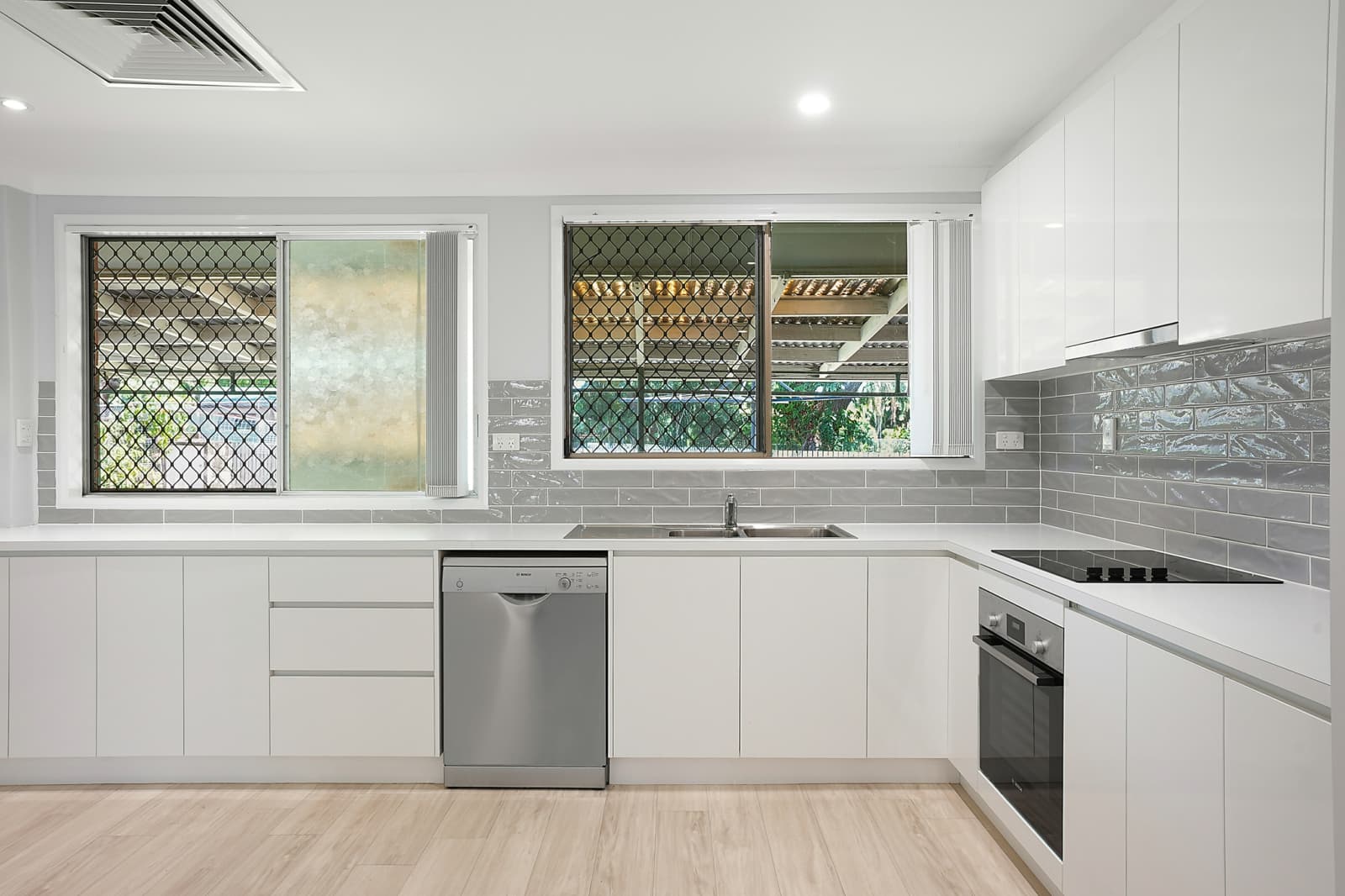 75 Love Lane,Mundingburra, Mundingburra - Thumbnail 2