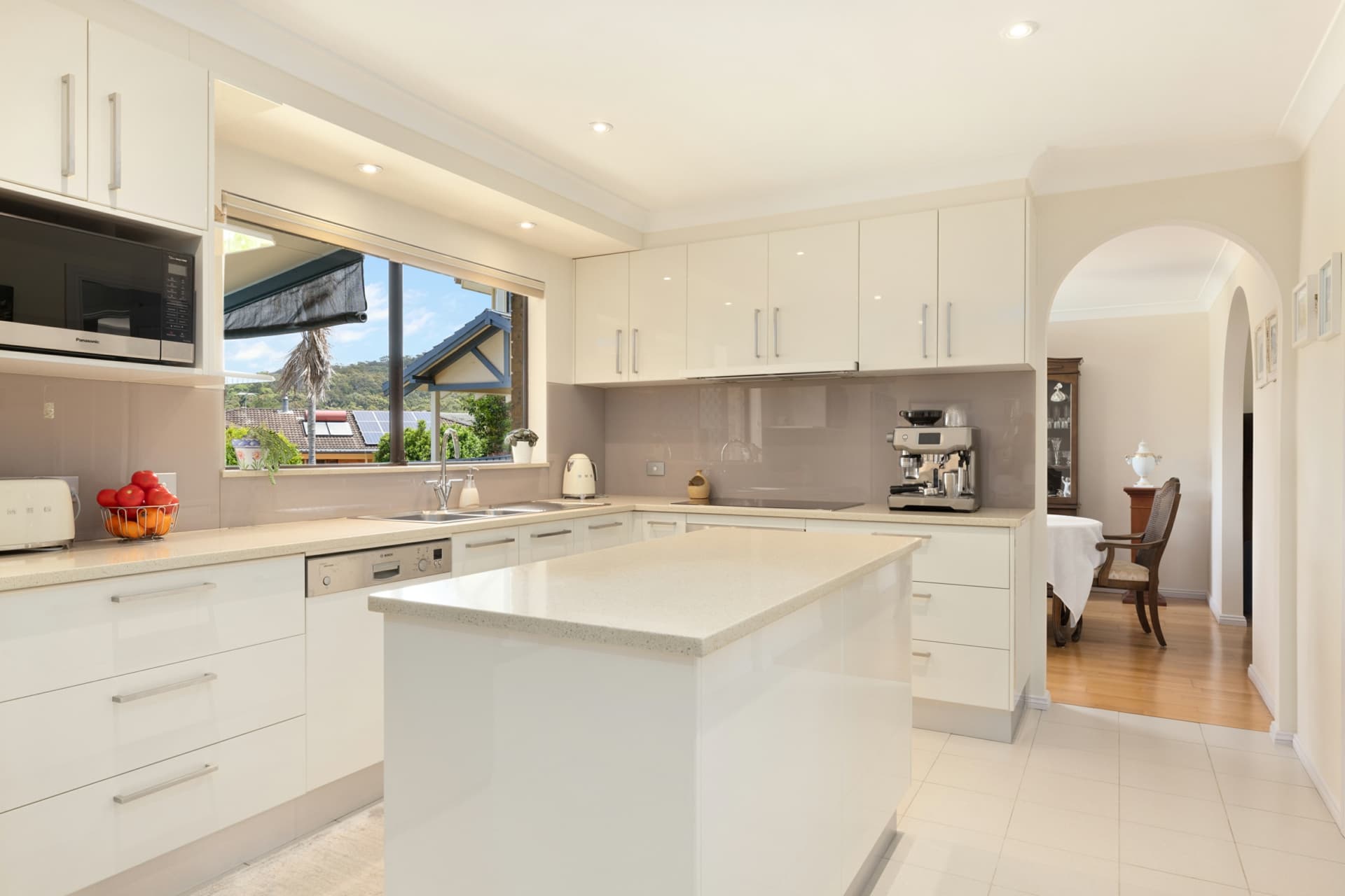 69 Cabbage Tree Road, Bayview, Mona Vale - Thumbnail 3