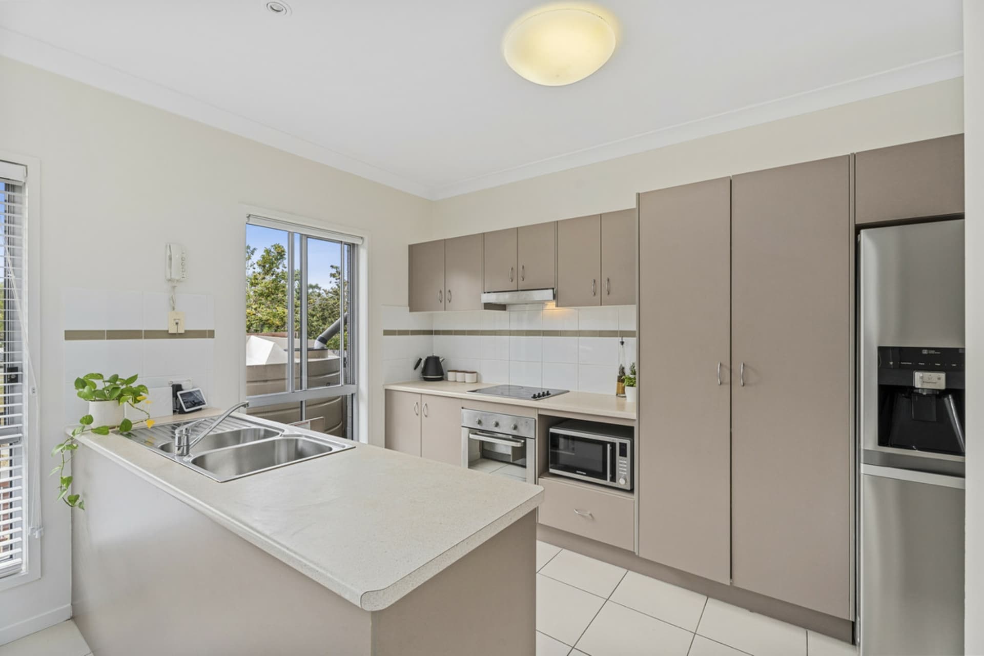 9/2 Toohey Street, Pacific Pines, Pacific Pines - Thumbnail 8