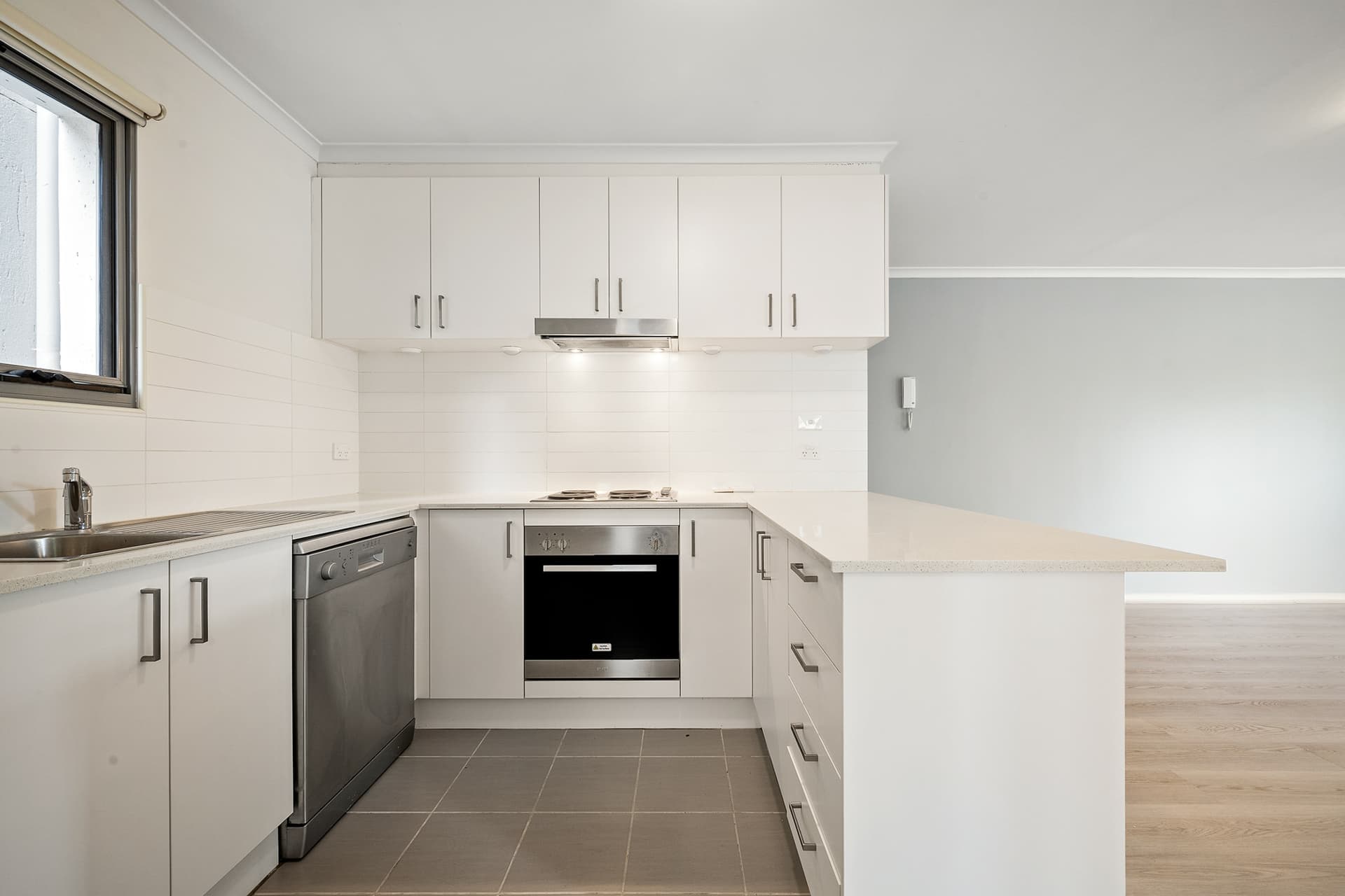 72/75 Elizabeth Jolley Crescent, Franklin, Franklin - Thumbnail 6