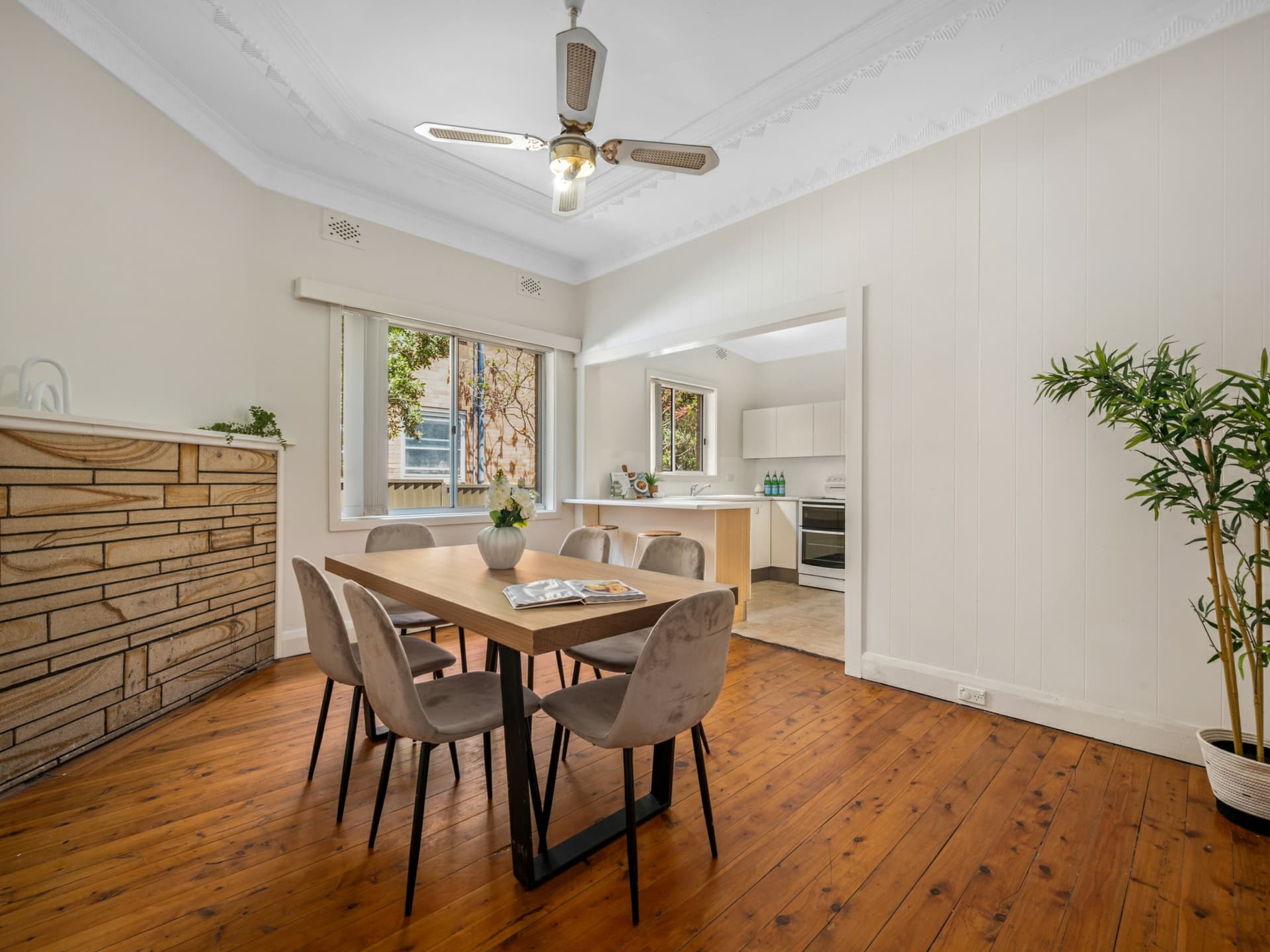 7A Brunswick Parade, Ashfield, Ashfield - Thumbnail 3