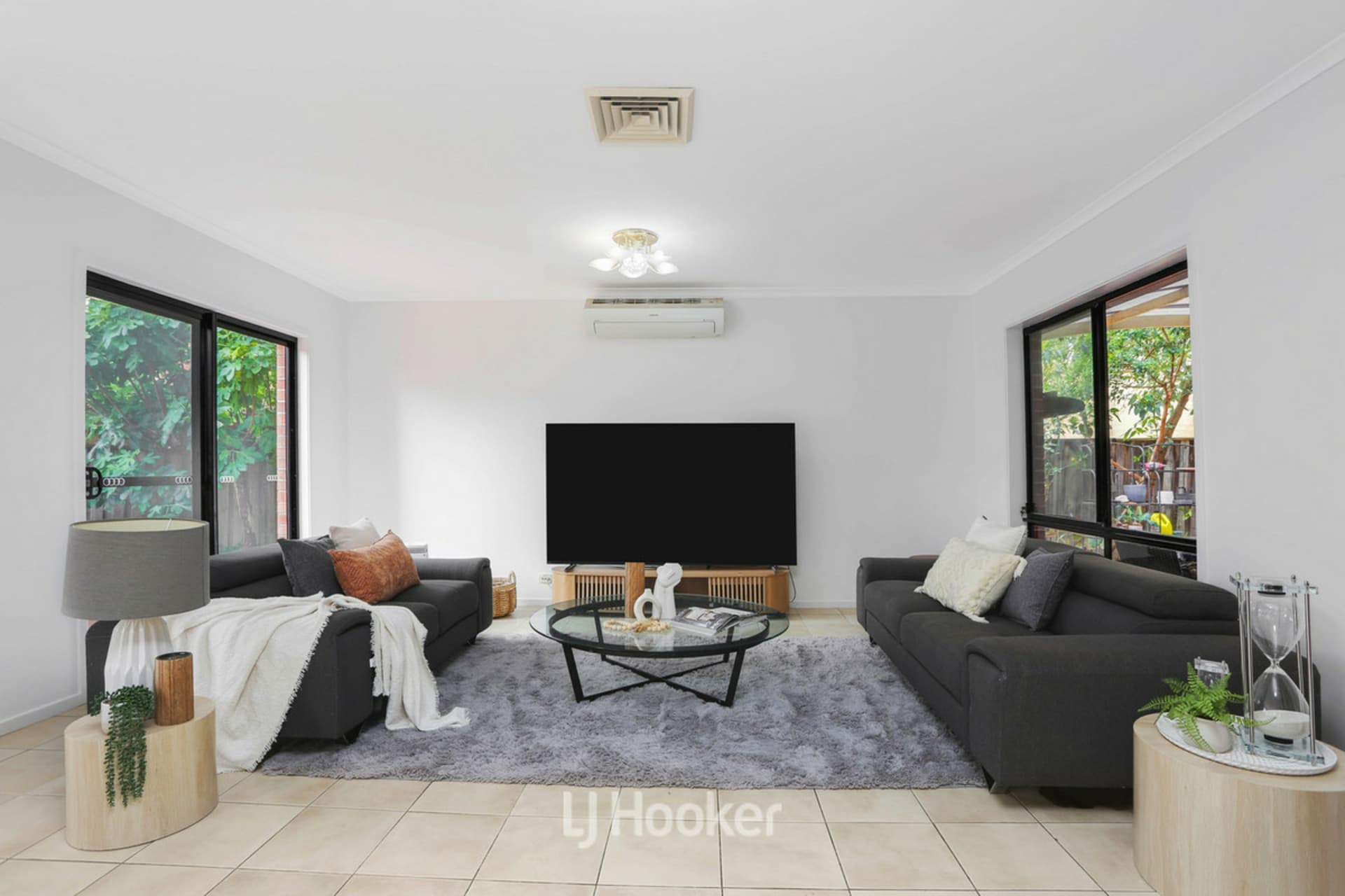 11 Ramillies Way, Beaumont Hills, Beaumont Hills - Thumbnail 4