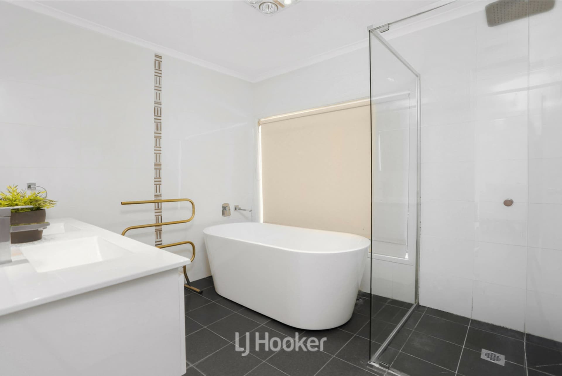 11 Ramillies Way, Beaumont Hills, Beaumont Hills - Thumbnail 8