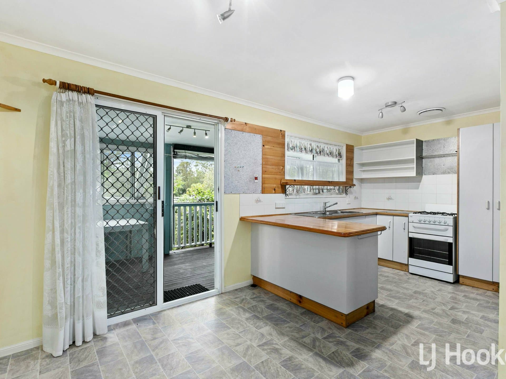18 Walter Street, Tiaro, Tiaro - Thumbnail 2