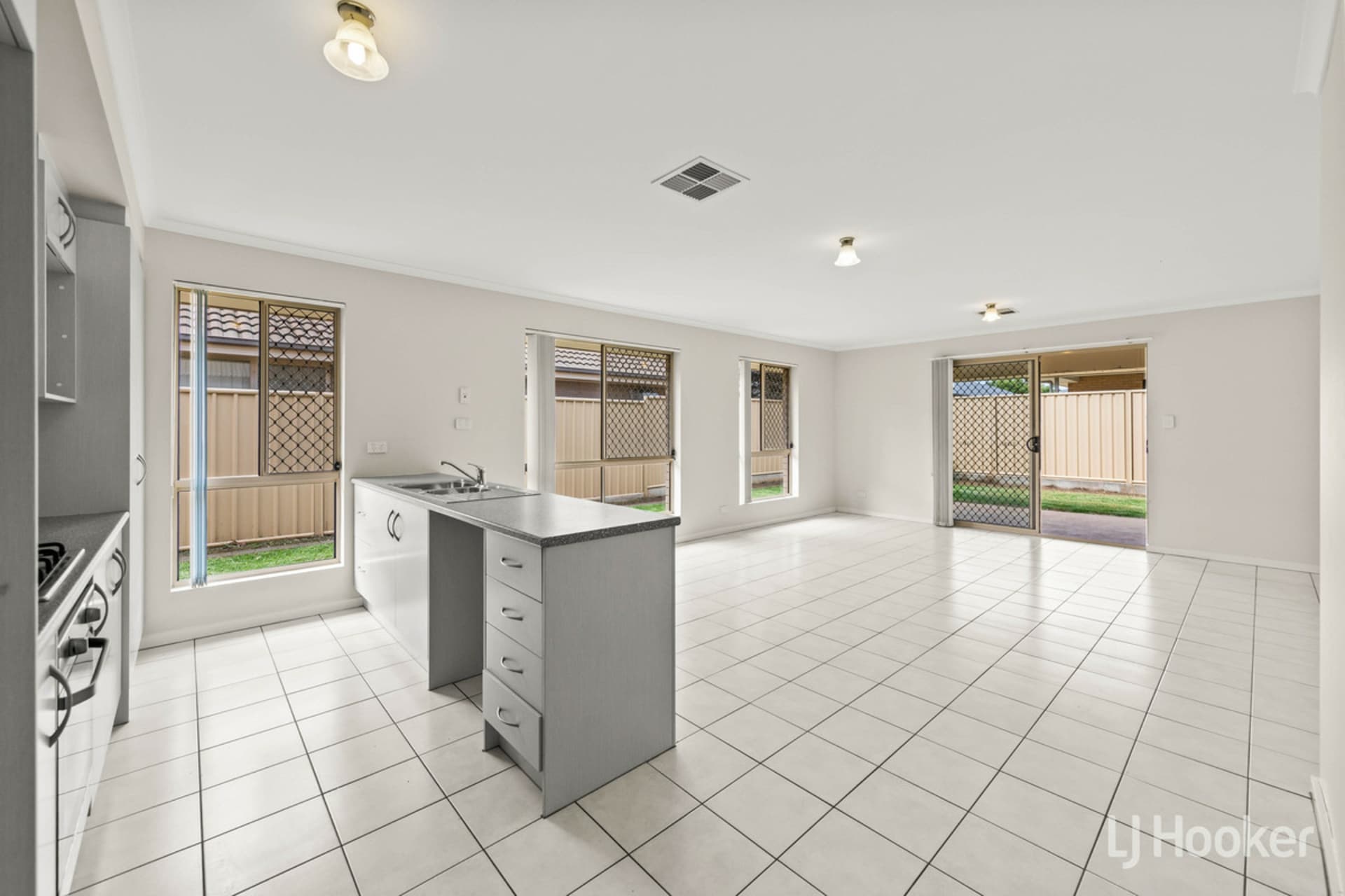 60 Douglas Drive, Munno Para, Munno Para - Thumbnail 8