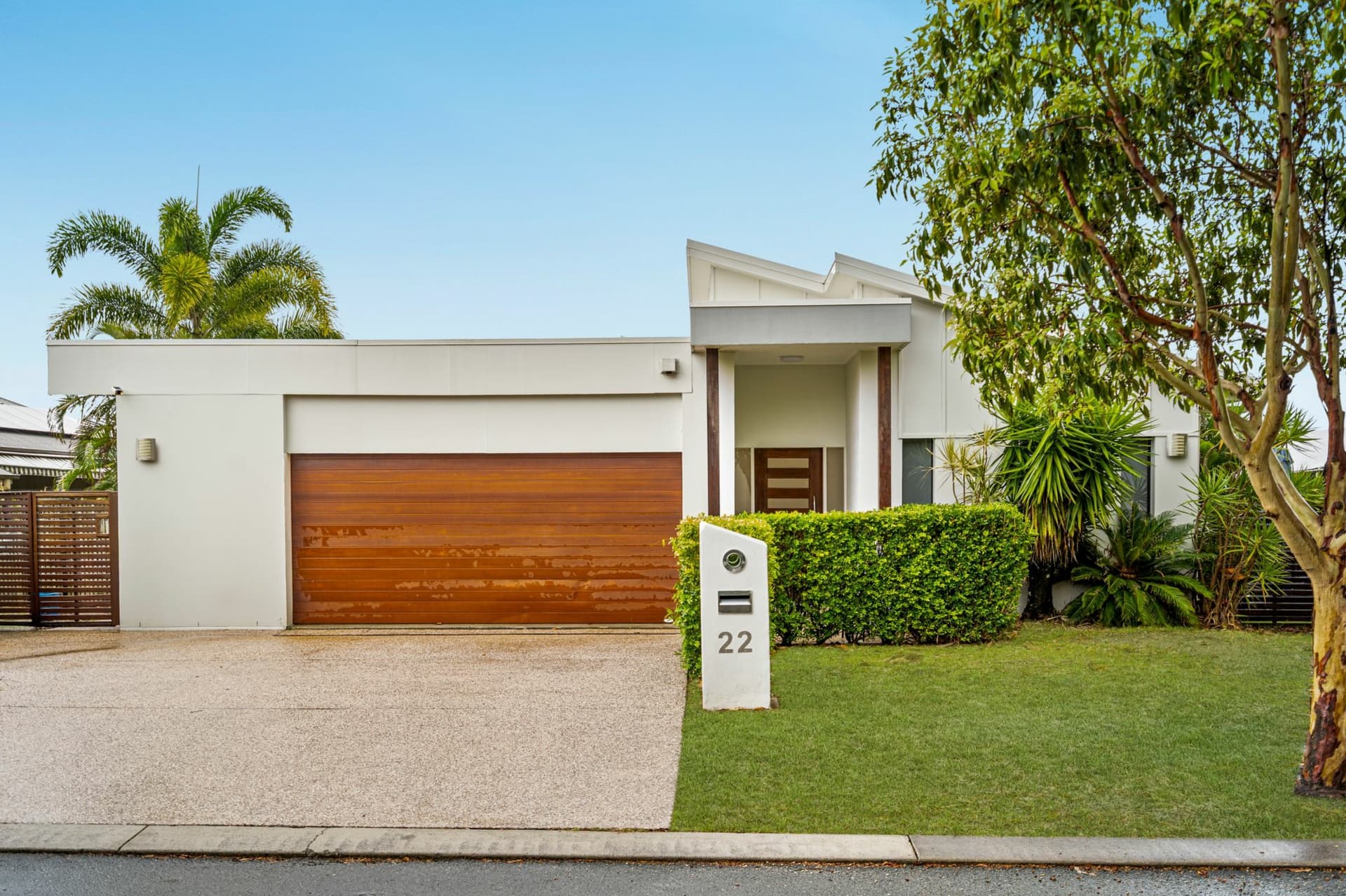 22 Emmaville Crescent, Ormeau, Ormeau - Image 1