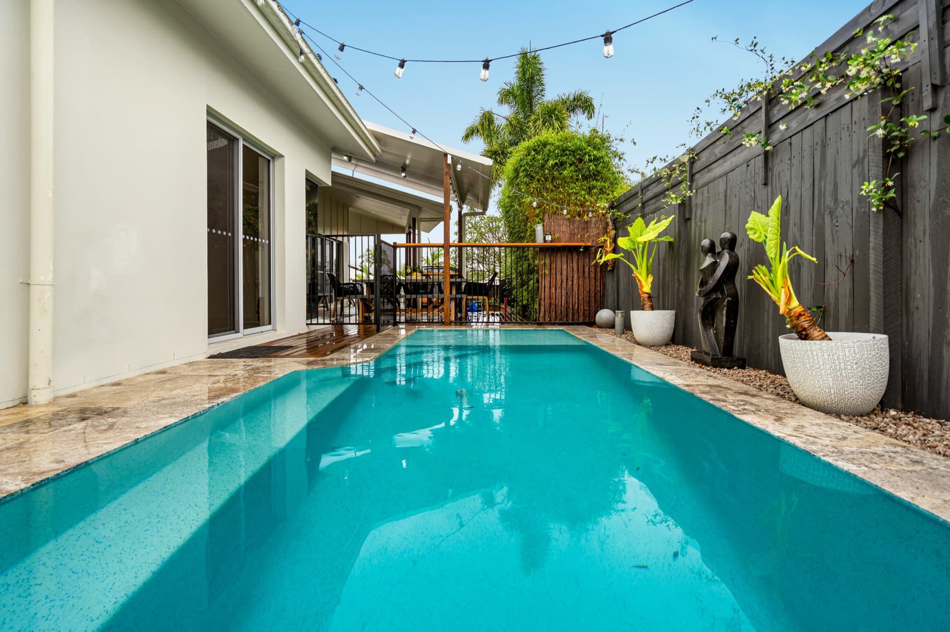 22 Emmaville Crescent, Ormeau, Ormeau - Thumbnail 2