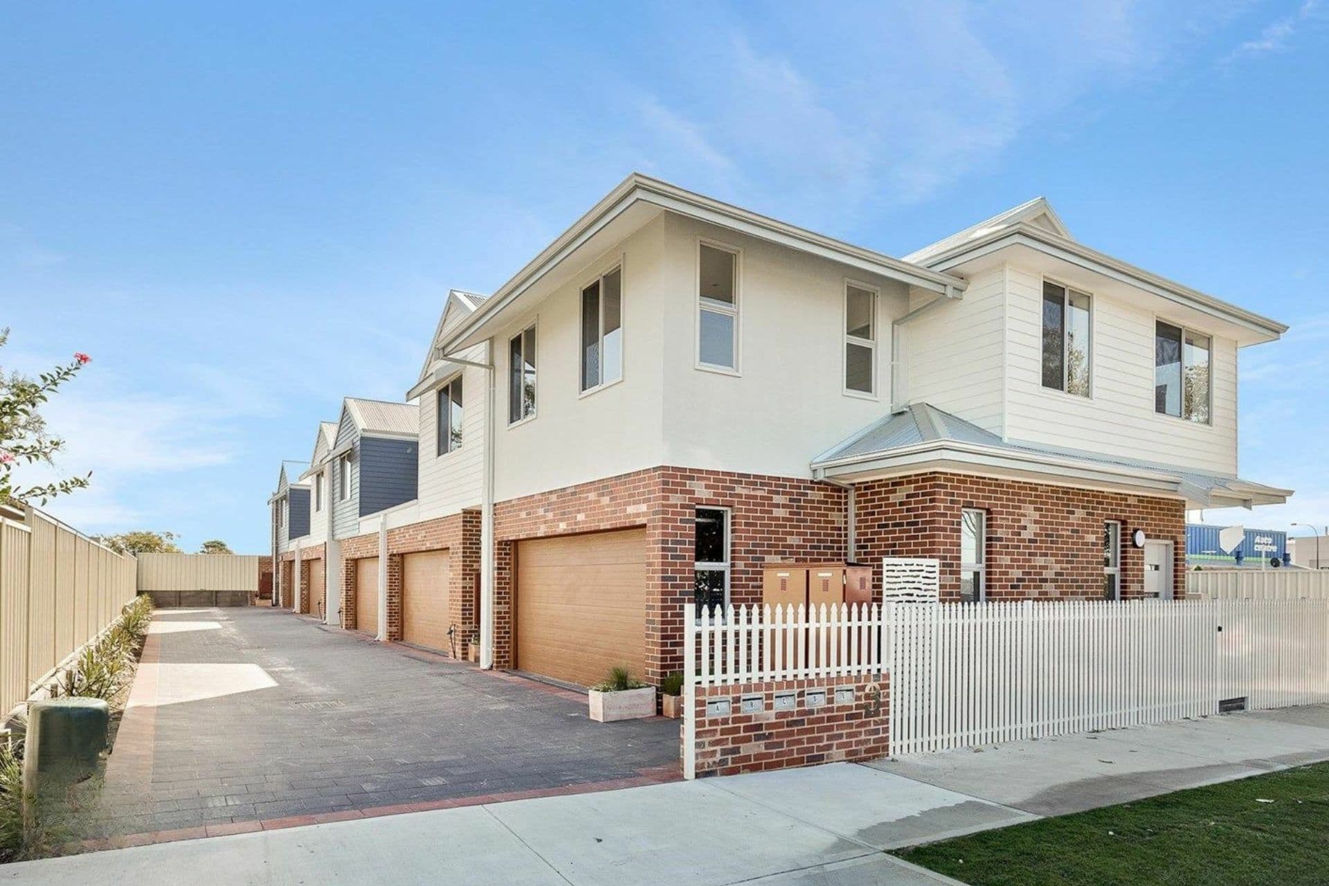 2/3 Tuam Street, Victoria Park, Victoria Park - Image 1