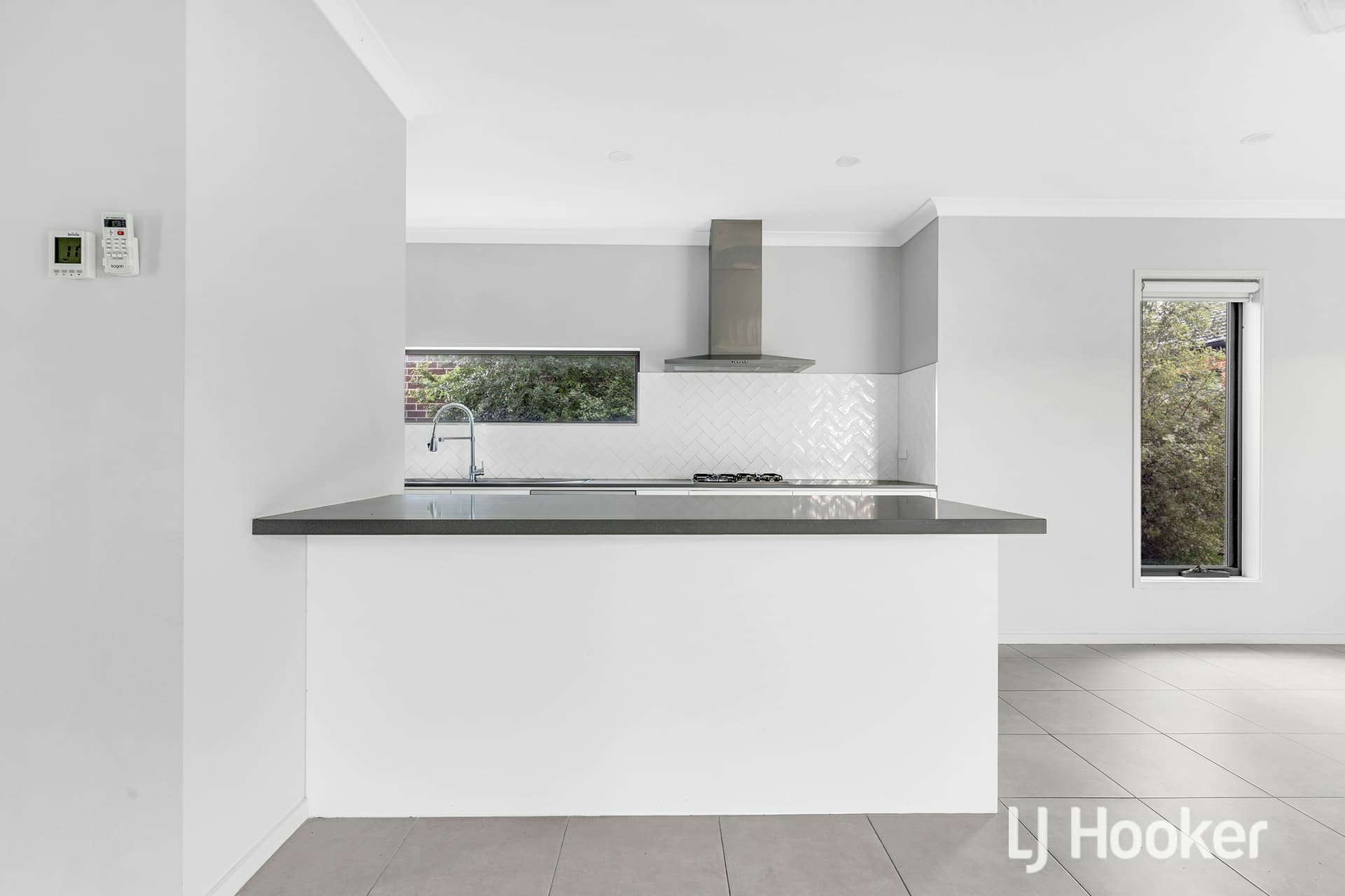 6 Garrard Crescent, Clyde, Clyde - Thumbnail 3