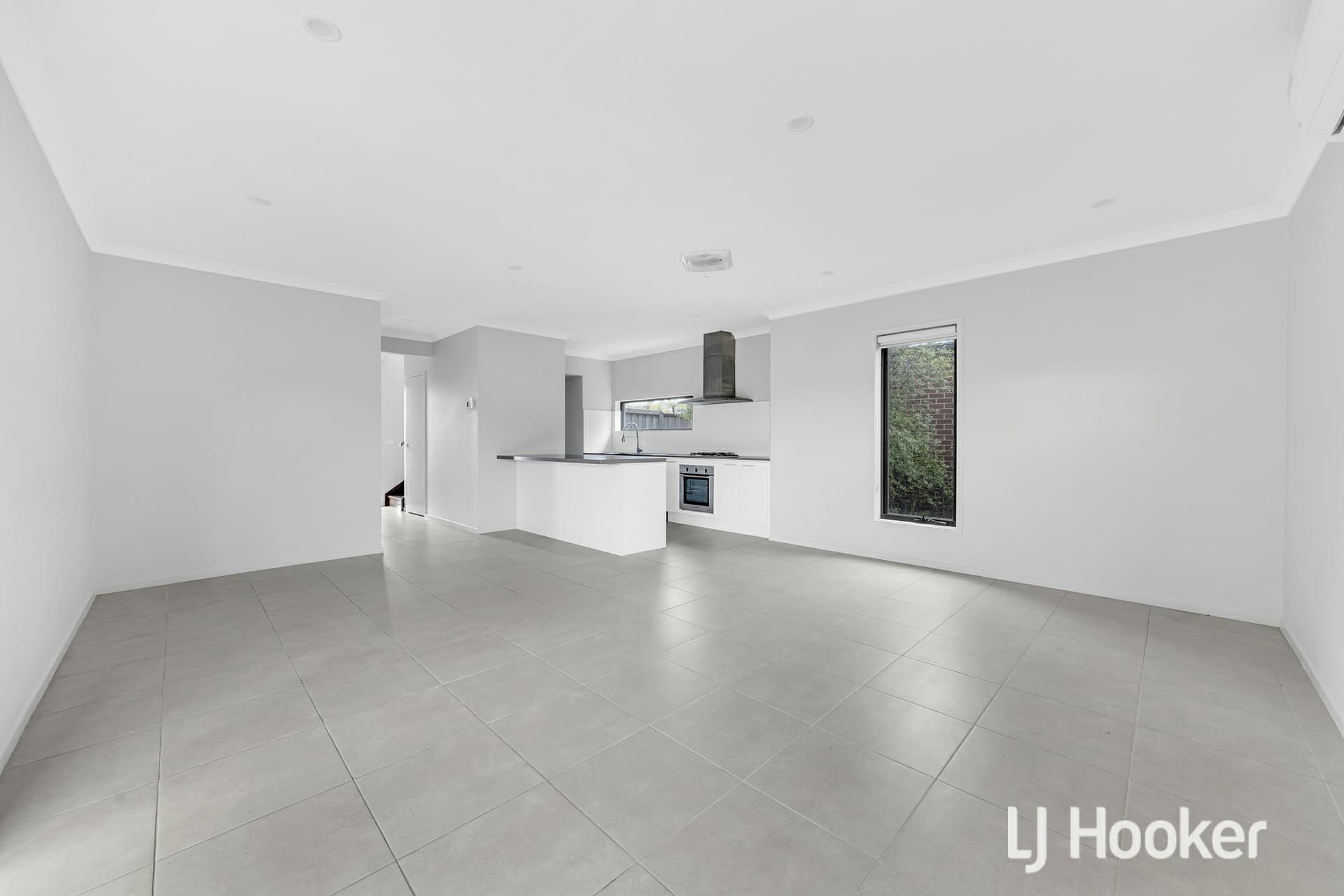6 Garrard Crescent, Clyde, Clyde - Thumbnail 7