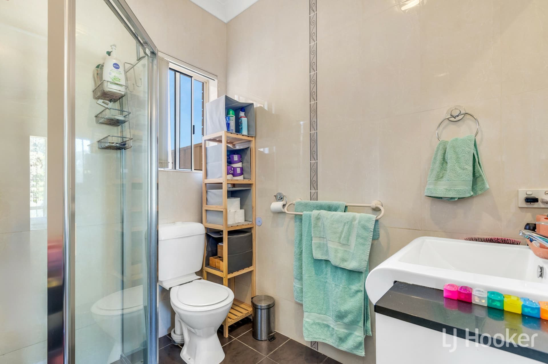 25 Halsey Road, Elizabeth East, Elizabeth East - Thumbnail 4