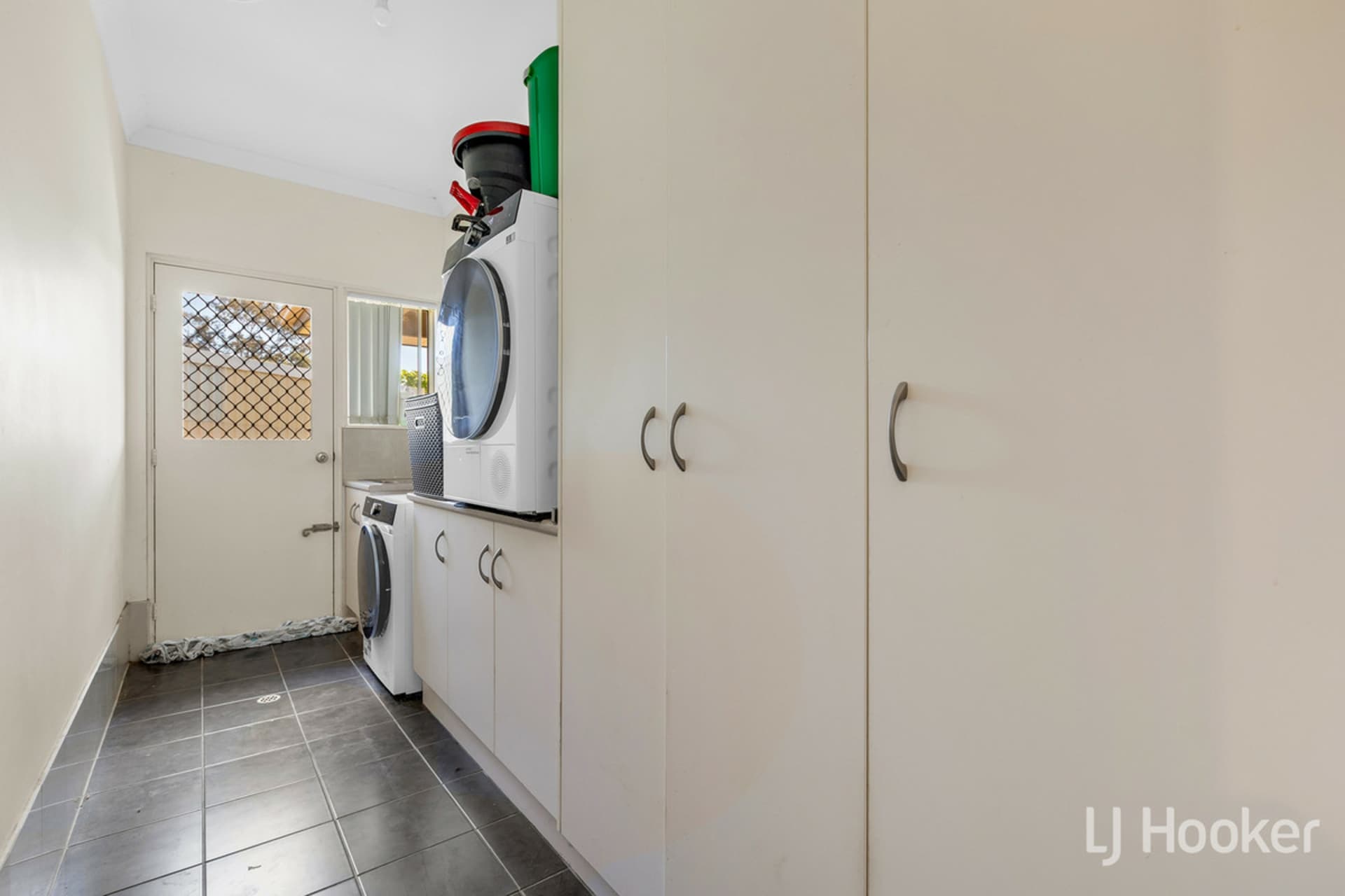 25 Halsey Road, Elizabeth East, Elizabeth East - Thumbnail 8
