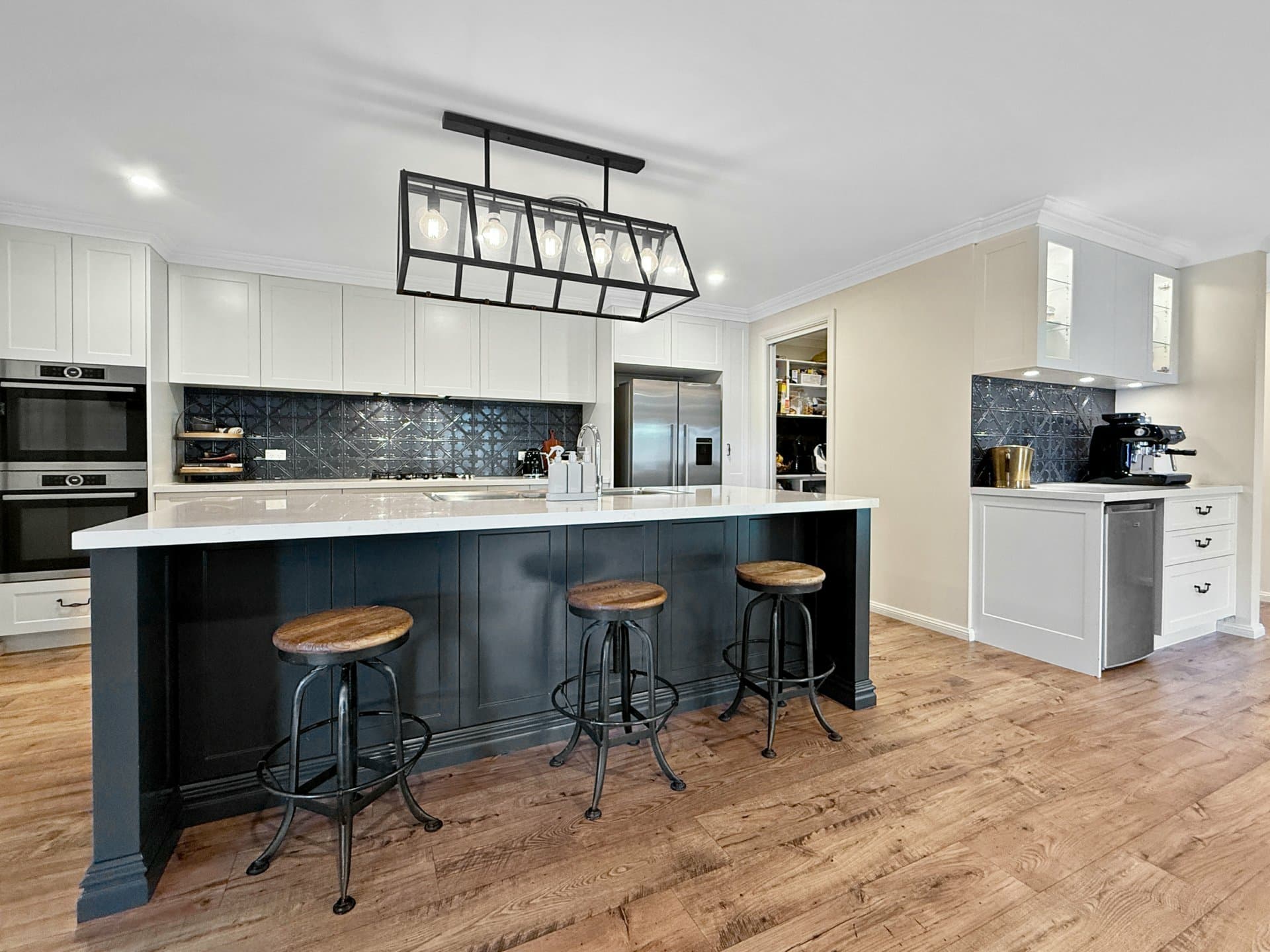 9 Jordan Place, Young, Young - Thumbnail 5