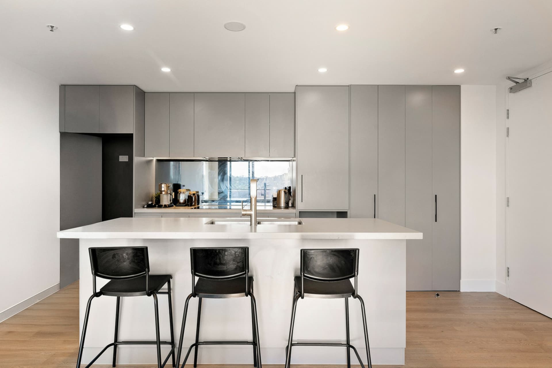1409/49 Furzer Street, Phillip, Phillip - Thumbnail 5