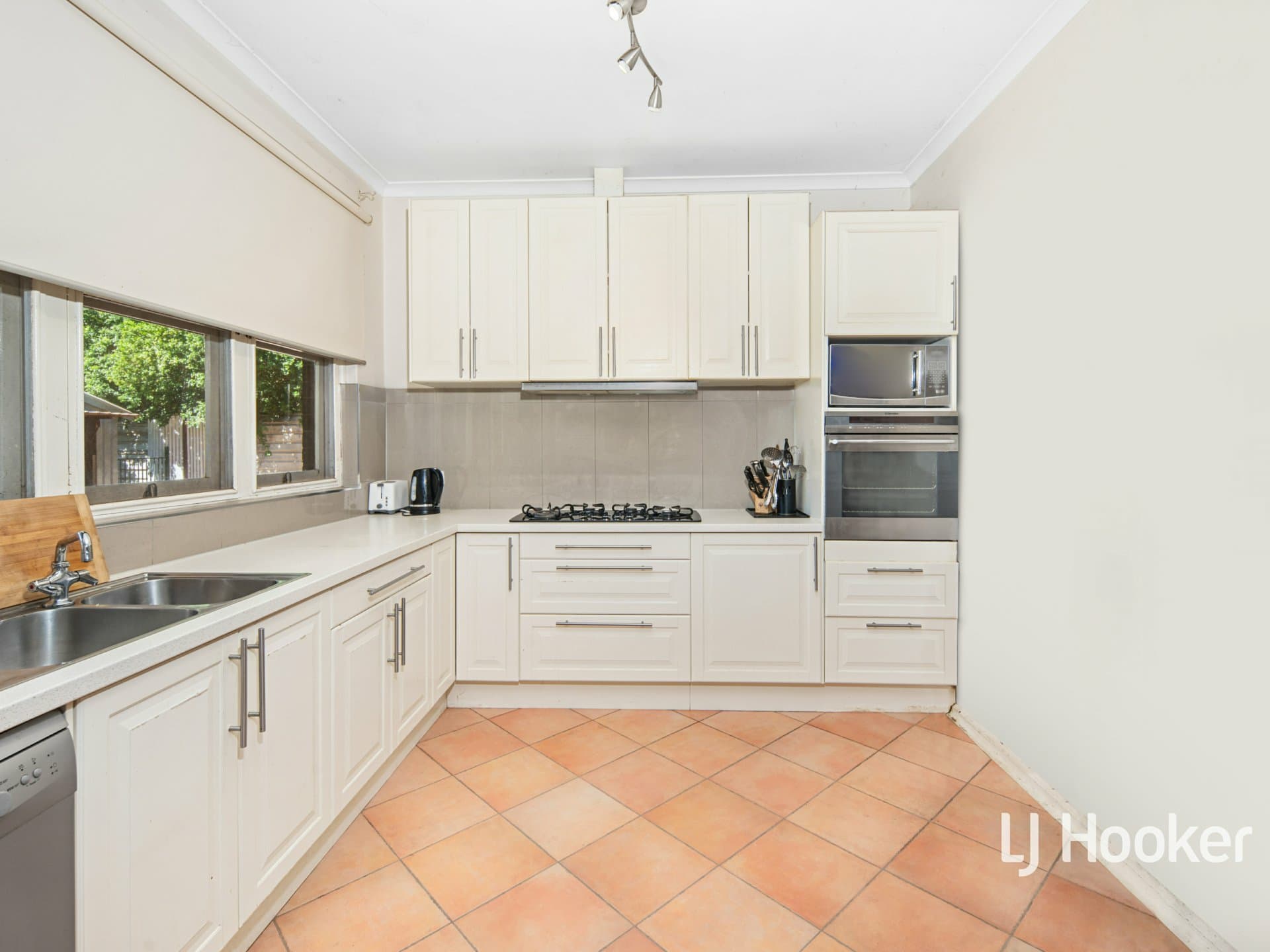 13 Mckinlay Street, Braitling, Braitling - Thumbnail 7