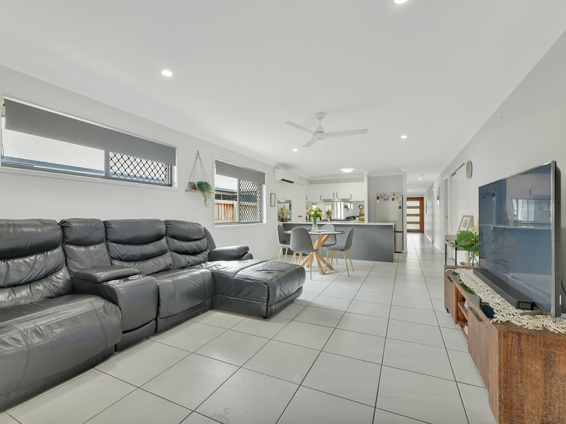 6 Mcgoldrick Street, Flagstone, Flagstone - Thumbnail 3