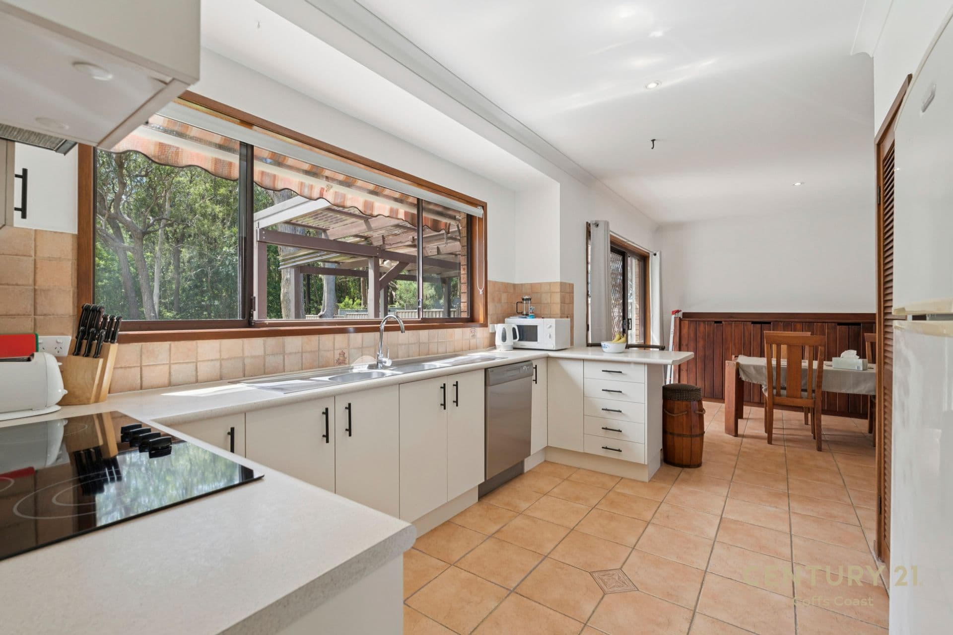 23 Manning Avenue, Coffs Harbour, NSW, 2450, Coffs Harbour - Thumbnail 5