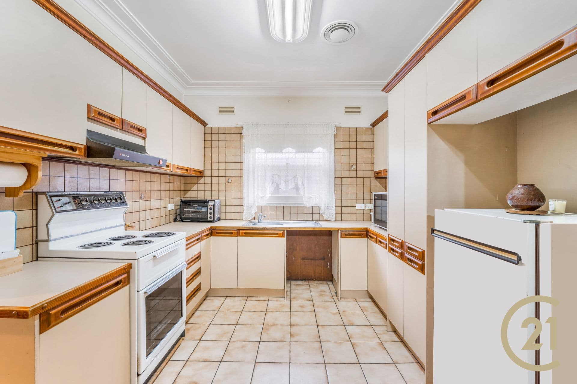 6 Mainsbridge Avenue, Liverpool, NSW, 2170, Liverpool - Thumbnail 5