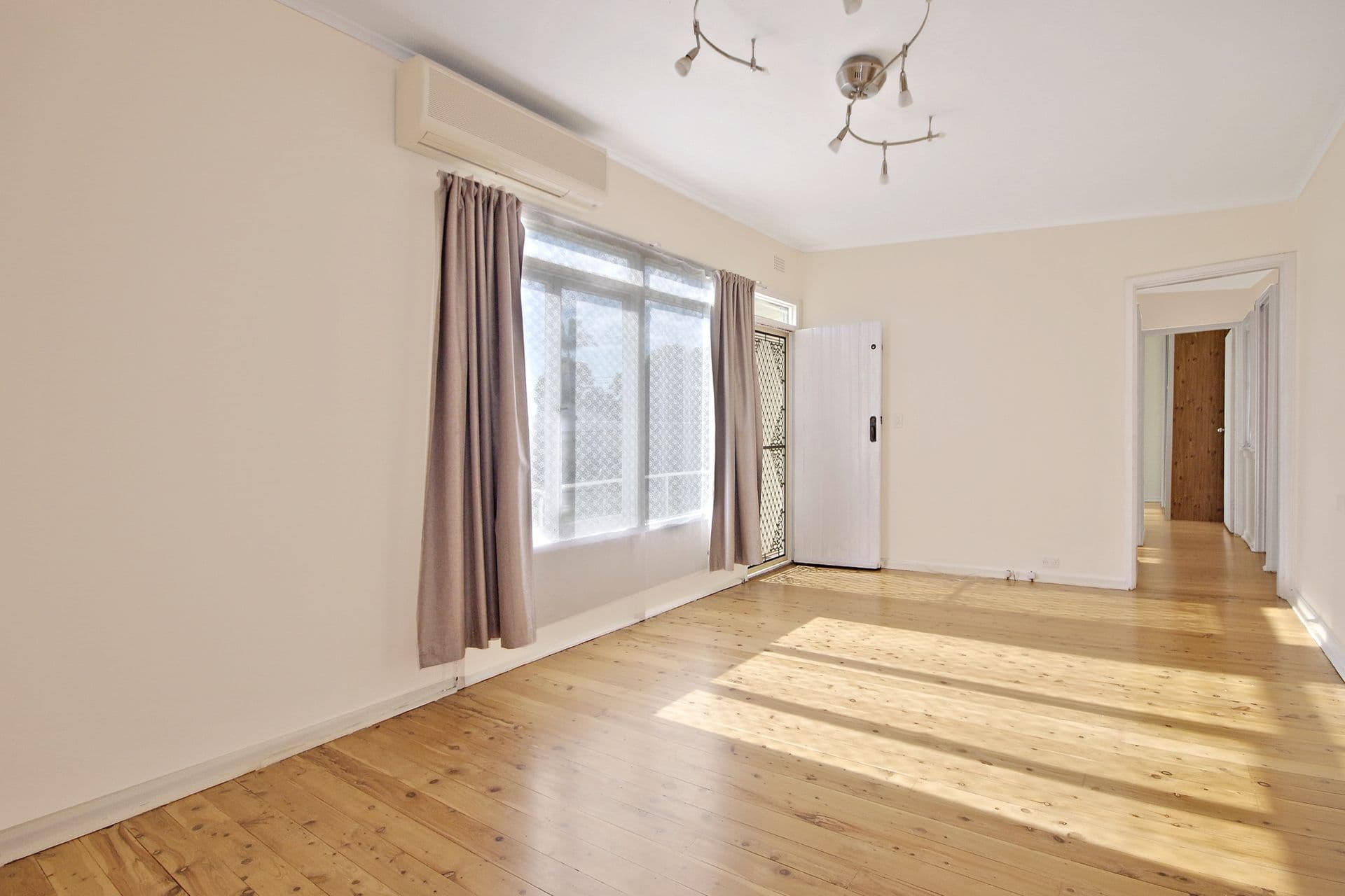 15 Freeman Street, Warwick Farm, NSW, 2170, Warwick Farm - Thumbnail 4