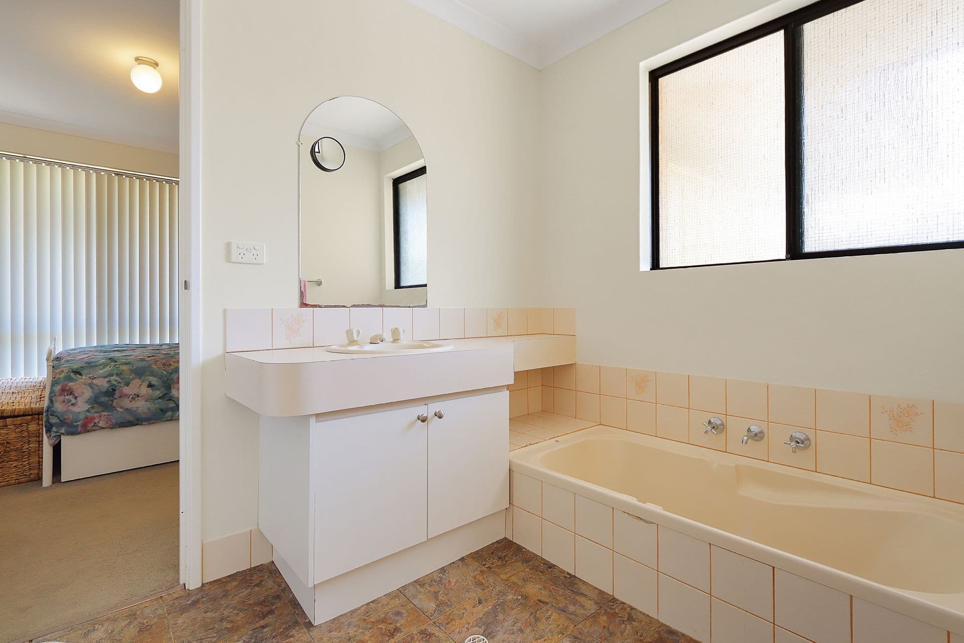 20/61 Rockingham Beach Road, Rockingham, WA, 6168, Waikiki - Thumbnail 5