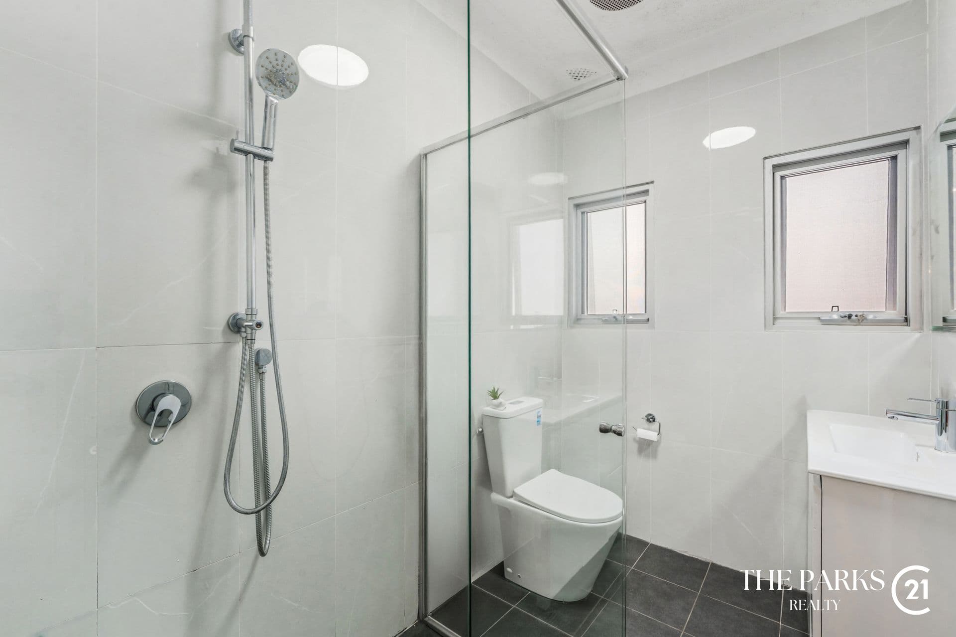 16 Oxford Street, Smithfield, NSW, 2164, Smithfield - Thumbnail 6