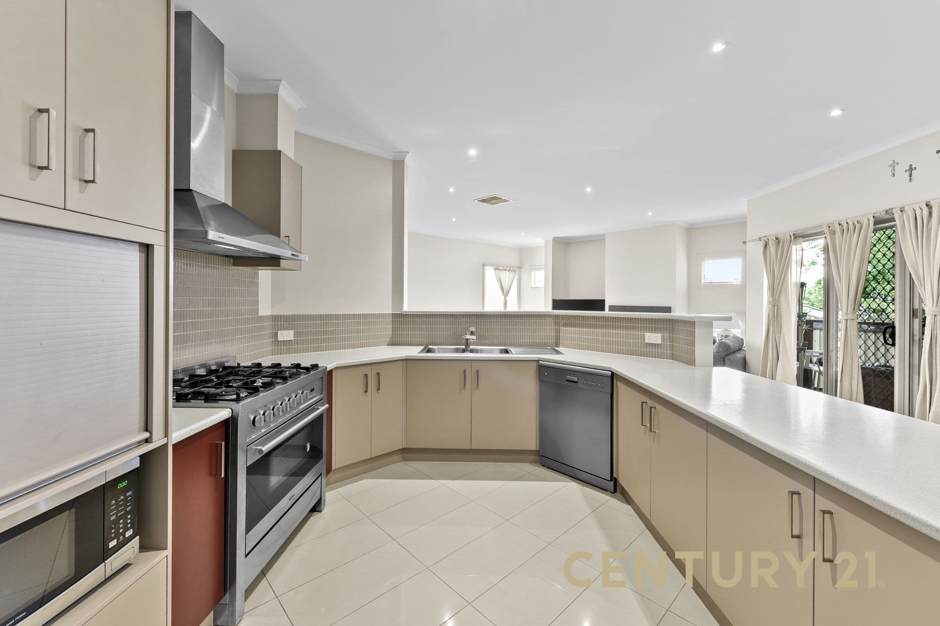 51 Skyline Way, Berwick, VIC, 3806, Berwick - Thumbnail 4