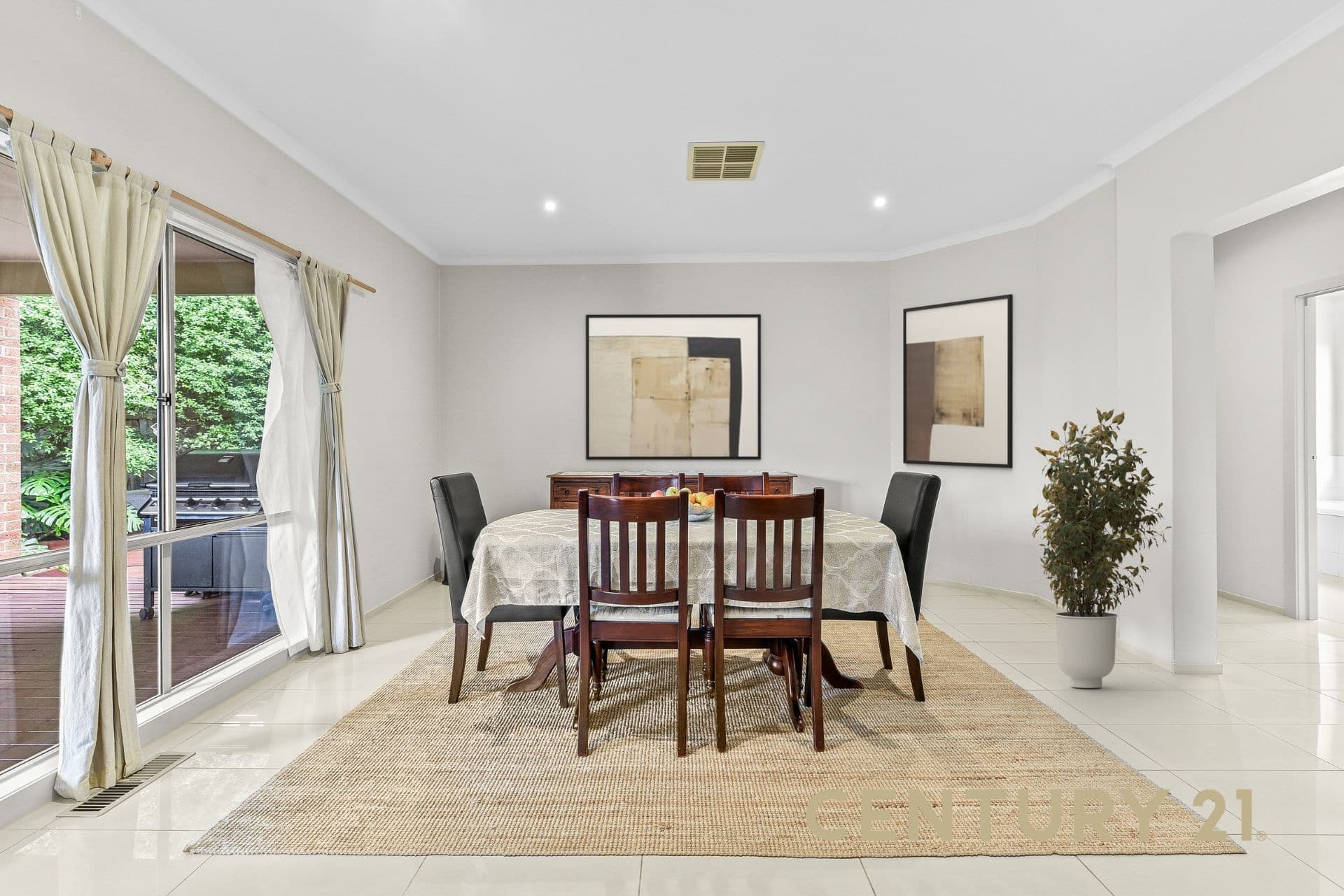 51 Skyline Way, Berwick, VIC, 3806, Berwick - Thumbnail 5