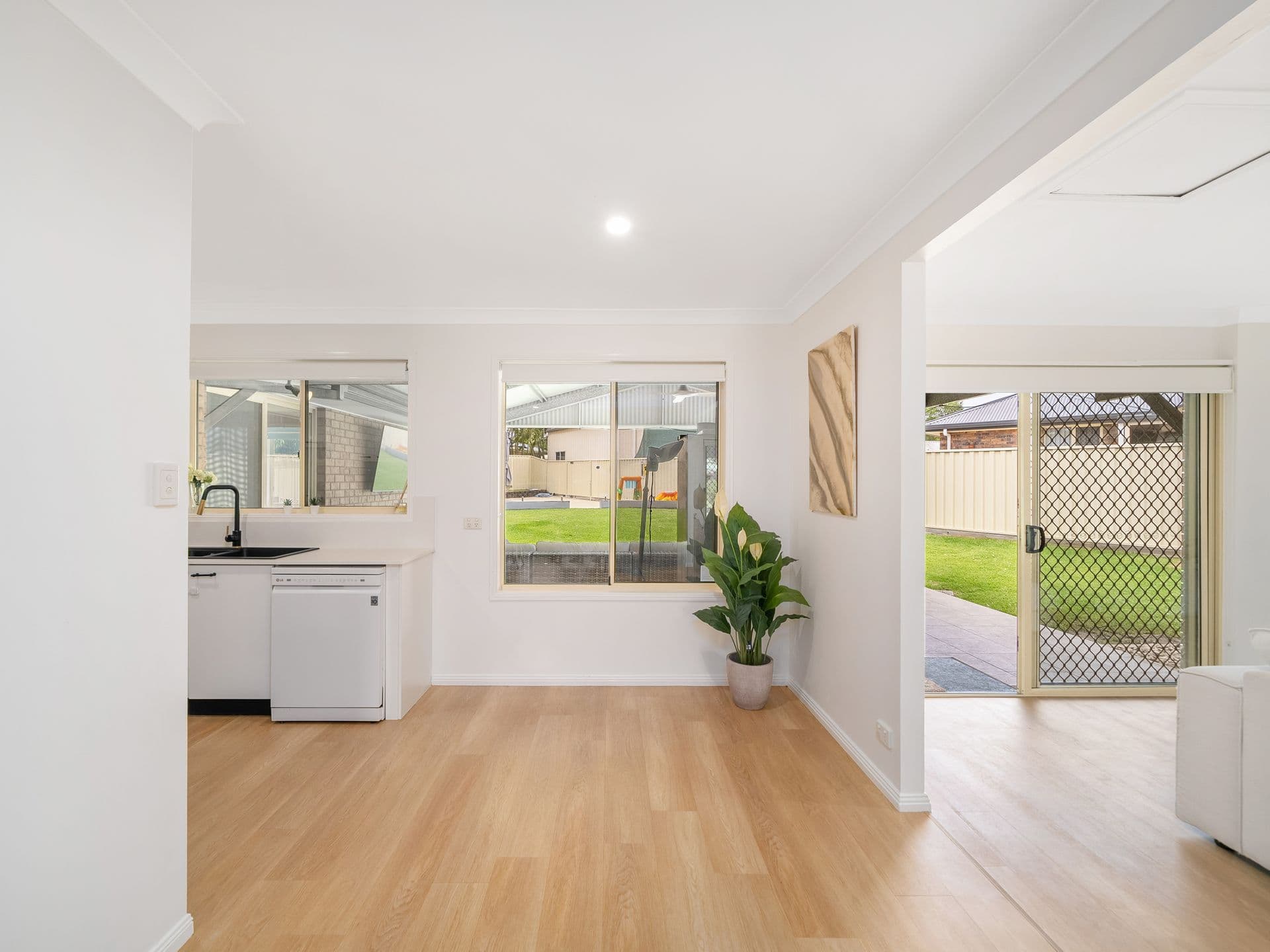 52 Hickory Drive, Narangba, QLD, 4504, Narangba - Thumbnail 7
