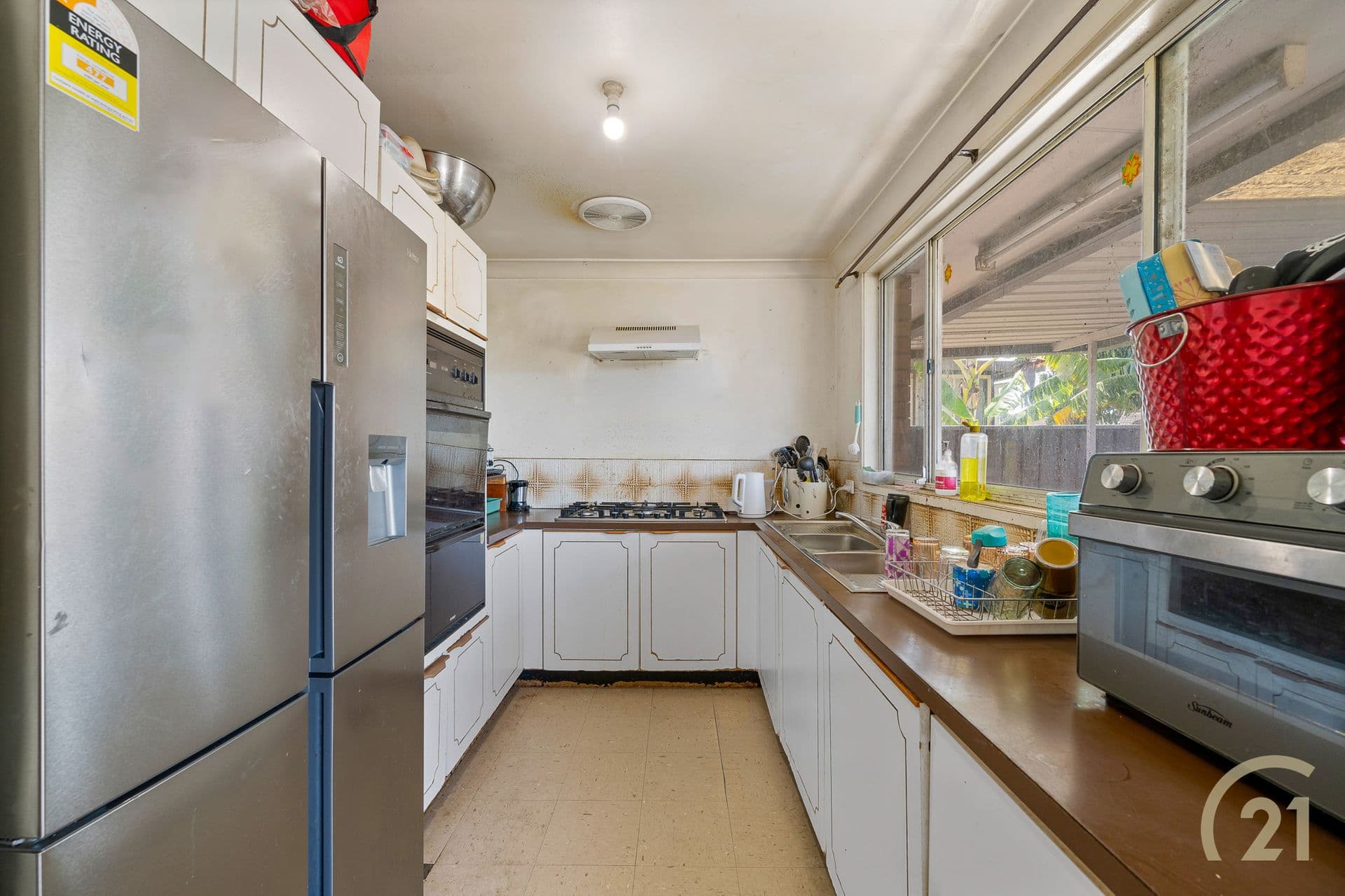 11 Broadmeadows Street, St Johns Park, NSW, 2176, St Johns Park - Thumbnail 3