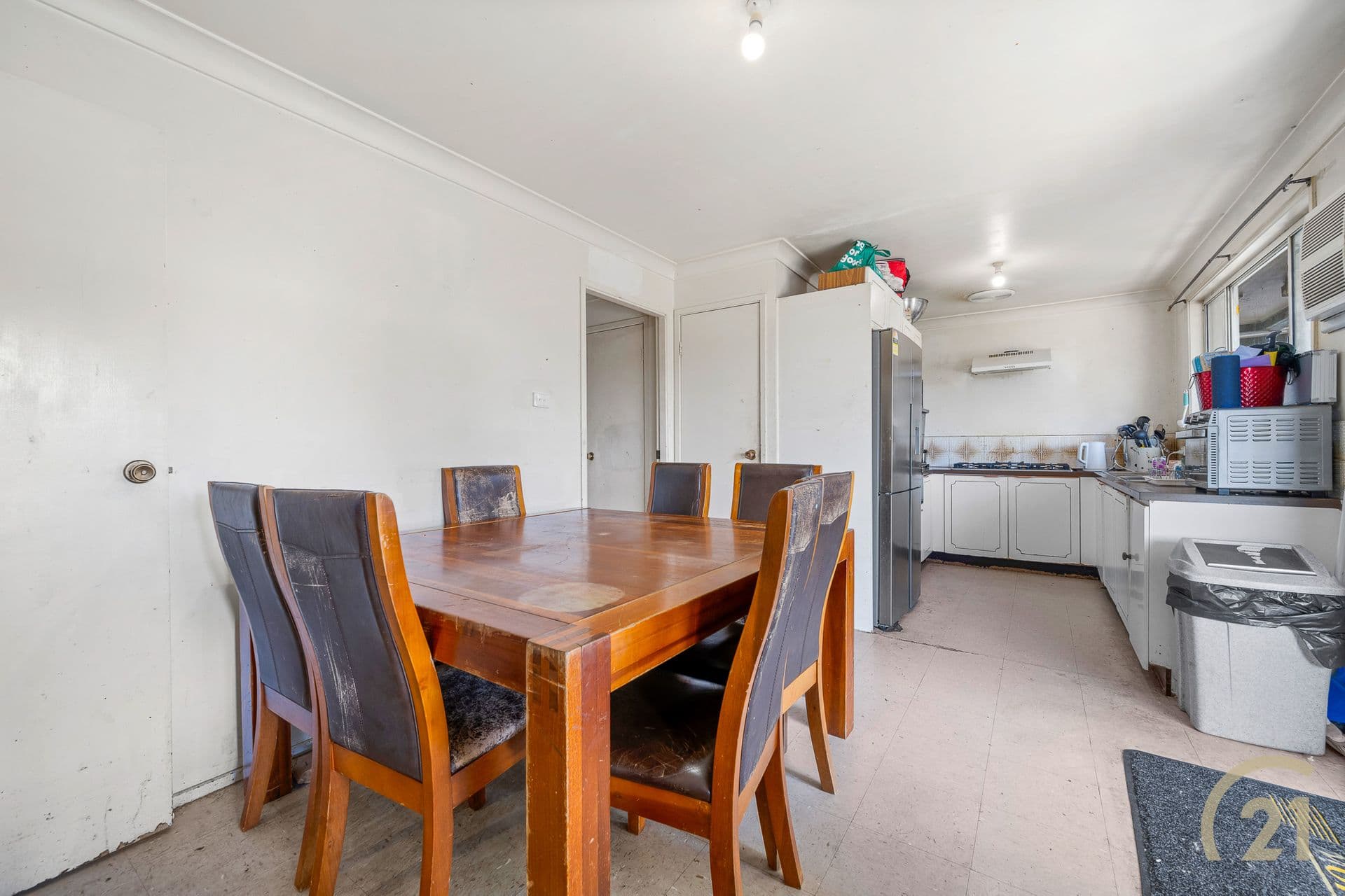 11 Broadmeadows Street, St Johns Park, NSW, 2176, St Johns Park - Thumbnail 4