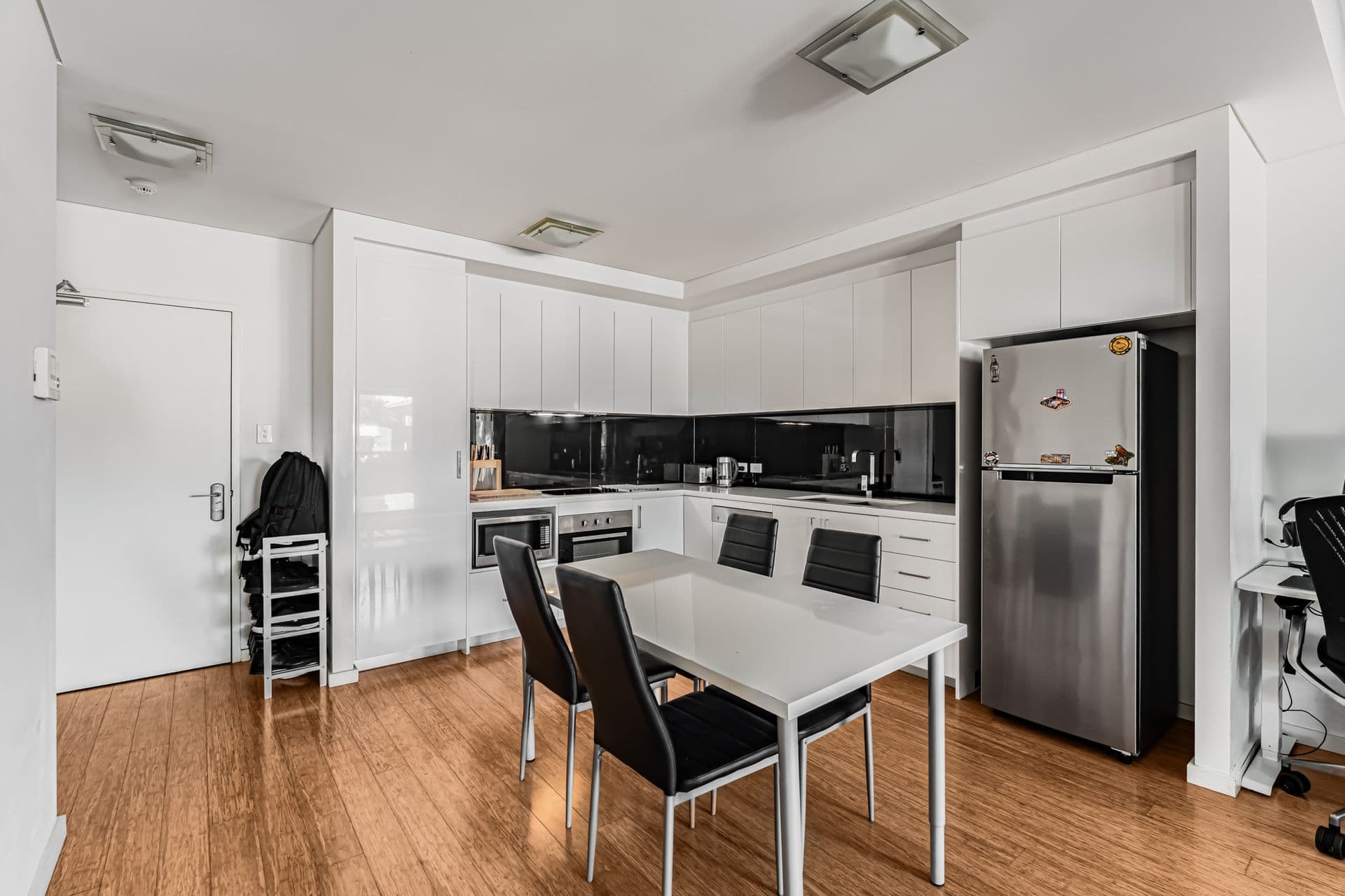2/280 Lord Street, Perth, WA, 6000, West Leederville - Thumbnail 4