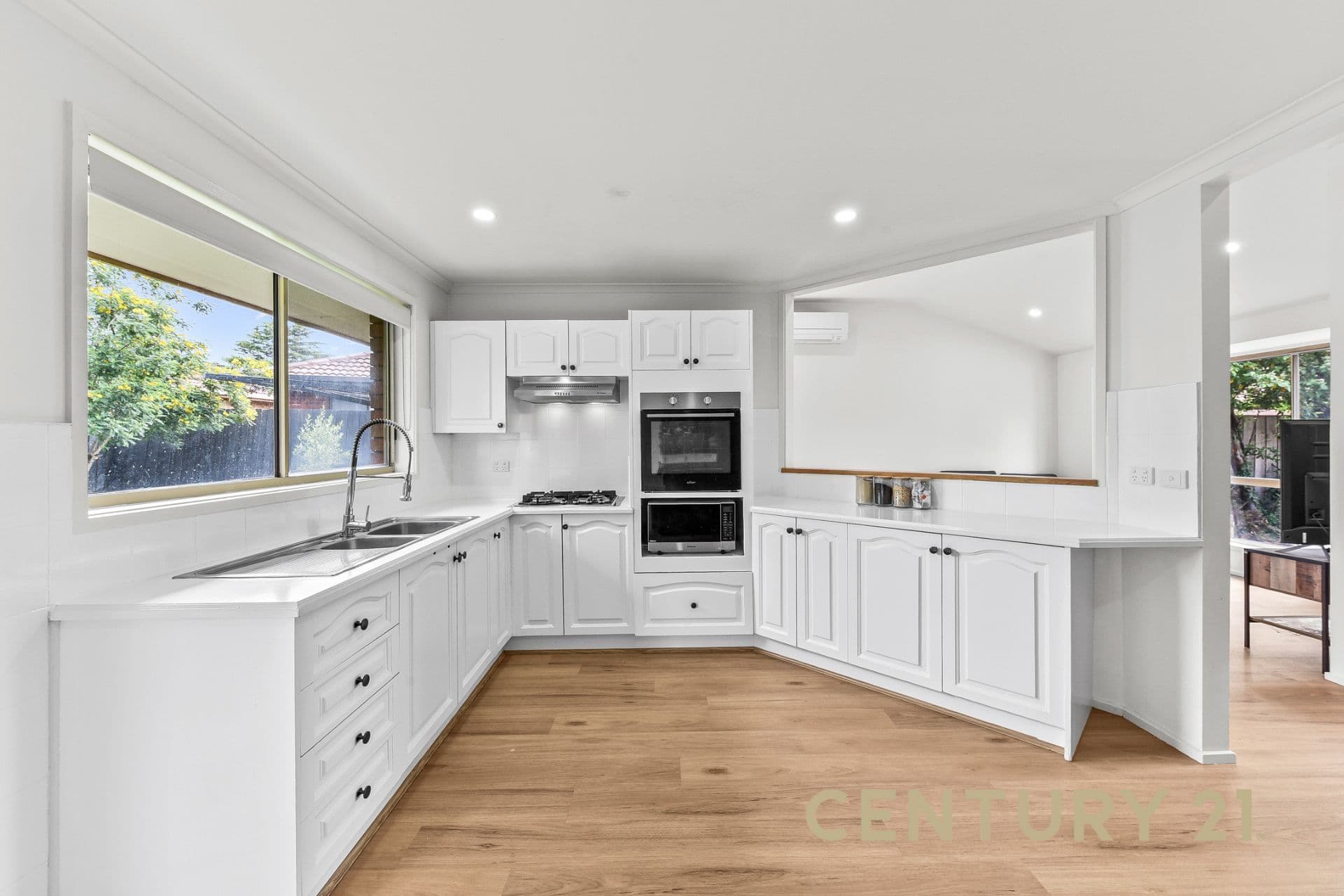 2/158 Gladstone Road, Dandenong North, VIC, 3175, Dandenong North - Thumbnail 3