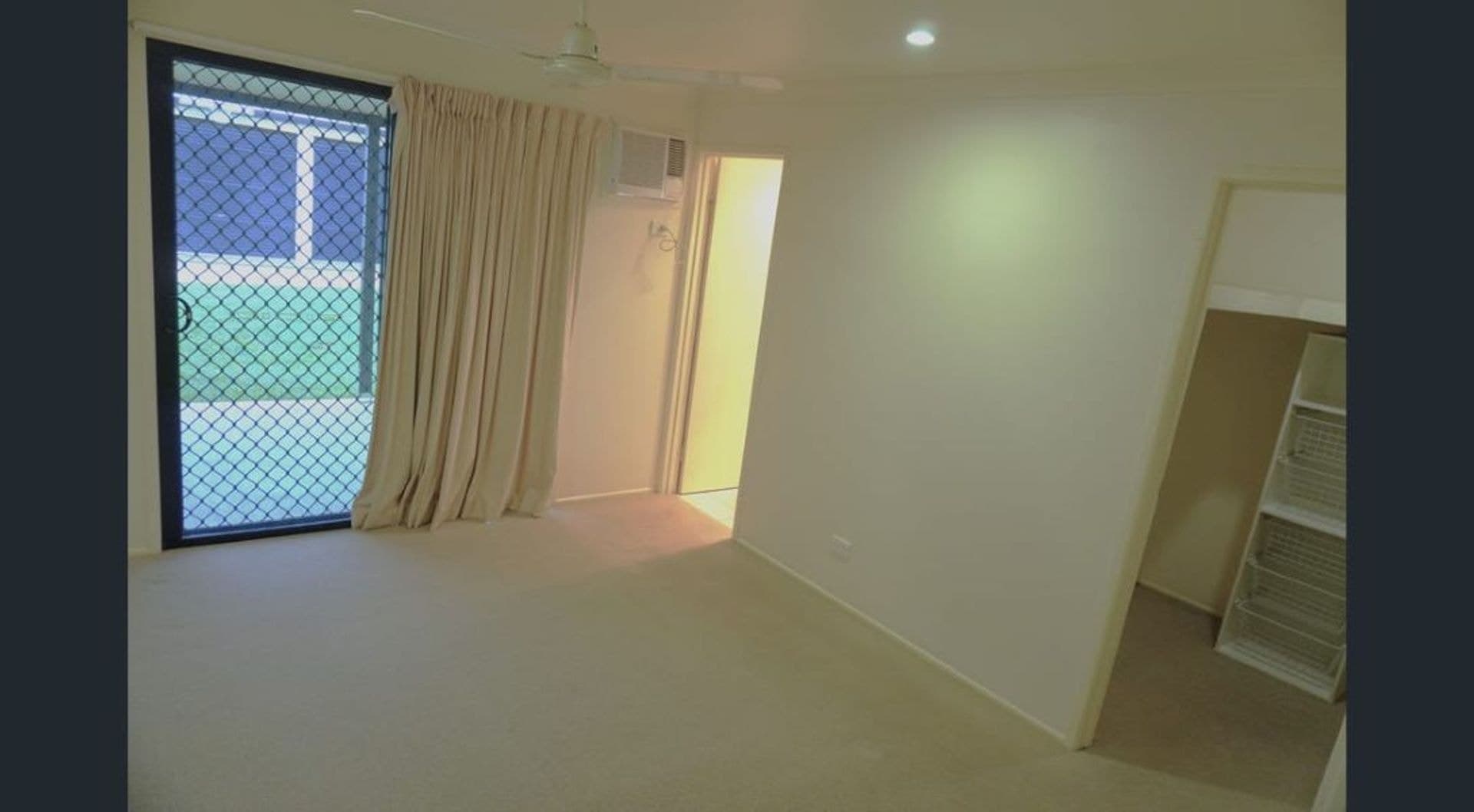 2 Savannah Drive, Moranbah, QLD, 4744, Moranbah - Thumbnail 7