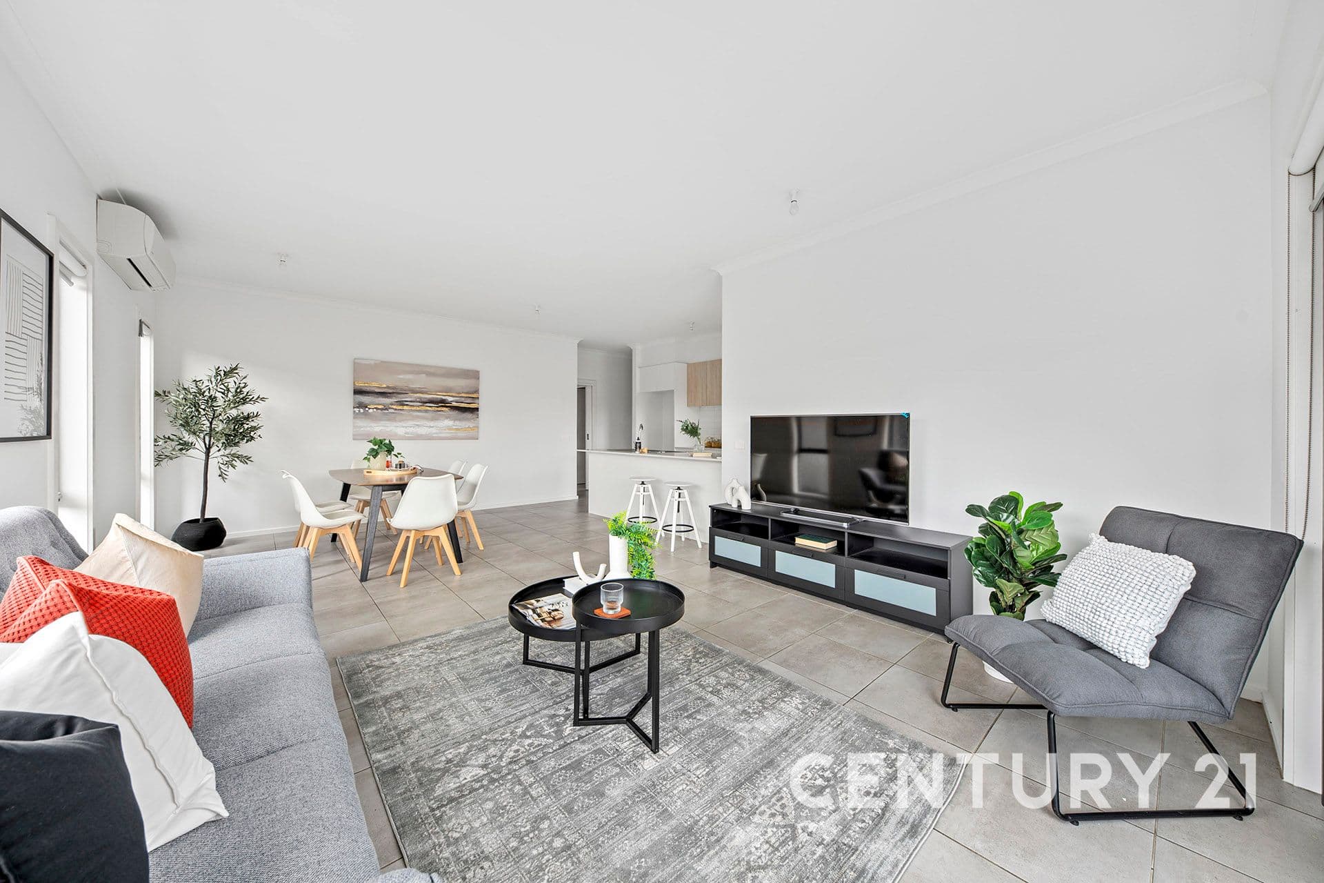 1 Woodbine Street, Pakenham, VIC, 3810, Pakenham - Thumbnail 2