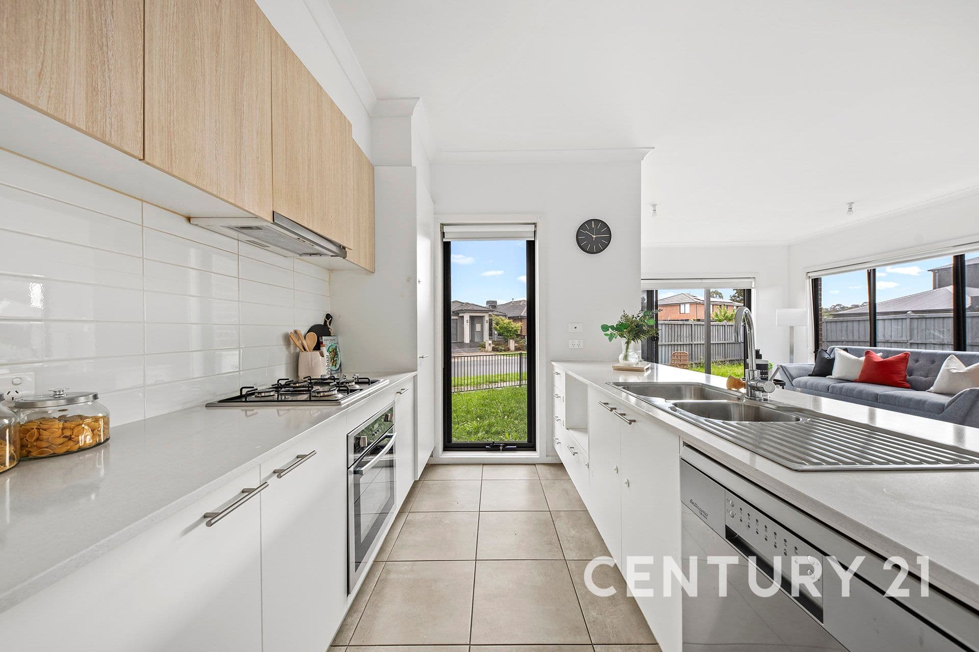 1 Woodbine Street, Pakenham, VIC, 3810, Pakenham - Thumbnail 8