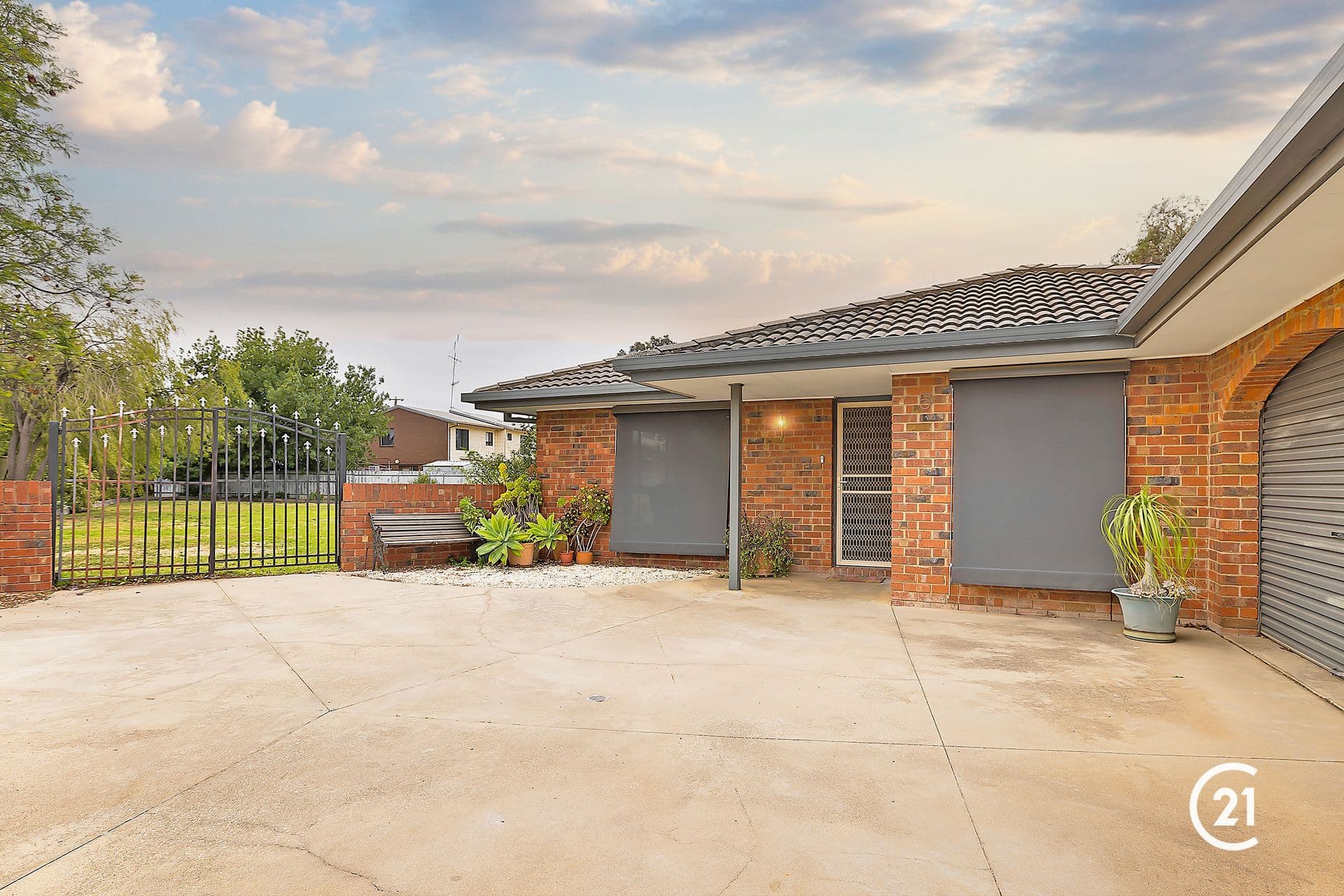 5 Alambee Way, Echuca, VIC, 3564, Echuca - Thumbnail 2