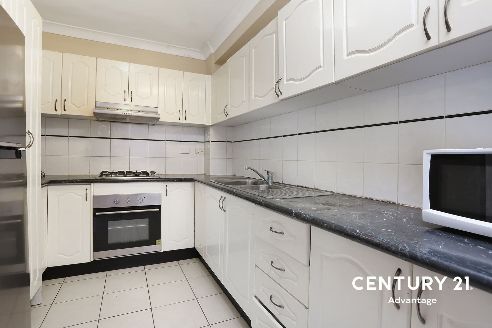 2/16-18 Newman Street, Merrylands, NSW, 2160, Merrylands - Thumbnail 4