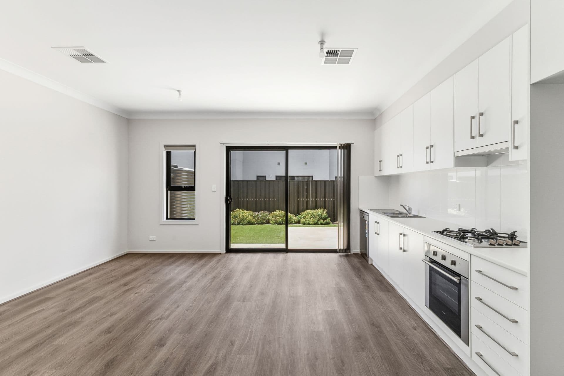 12 Wyong Crescent, Andrews Farm, SA, 5114, Andrews Farm - Thumbnail 2