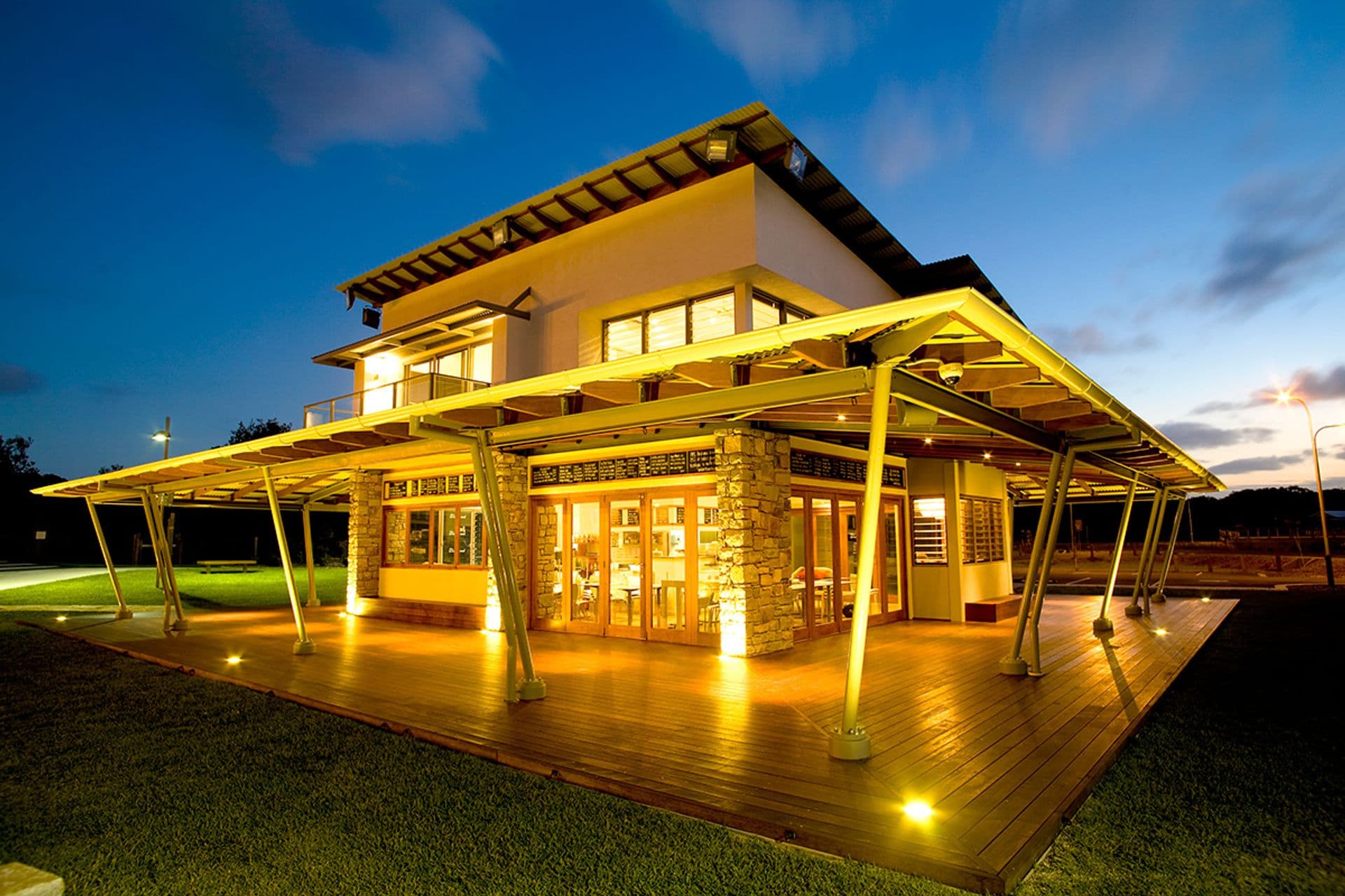 2 Beach Way, Sapphire Beach, NSW, 2450, Sapphire Beach - Thumbnail 2