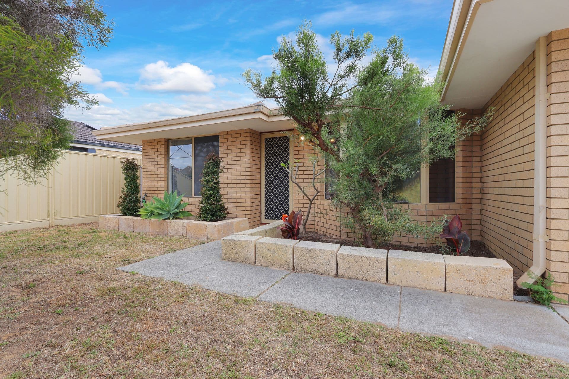 77 Cuthbertson Drive, Cooloongup, WA, 6168, Cooloongup - Thumbnail 4