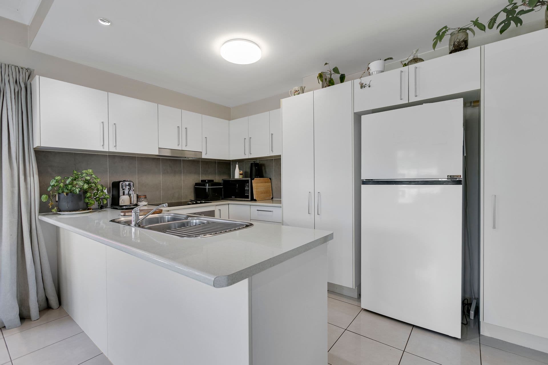 1/131-133 Duporth Avenue, Maroochydore, QLD, 4558, Maroochydore - Thumbnail 3