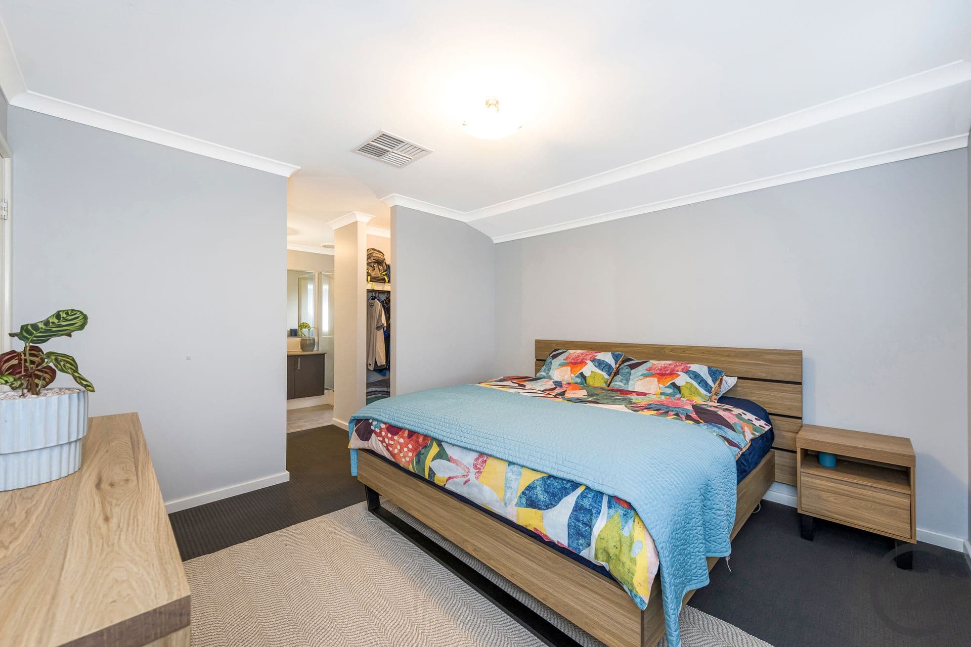21 Woorabinda Rise, Lakelands, WA, 6180, Lakelands - Thumbnail 5