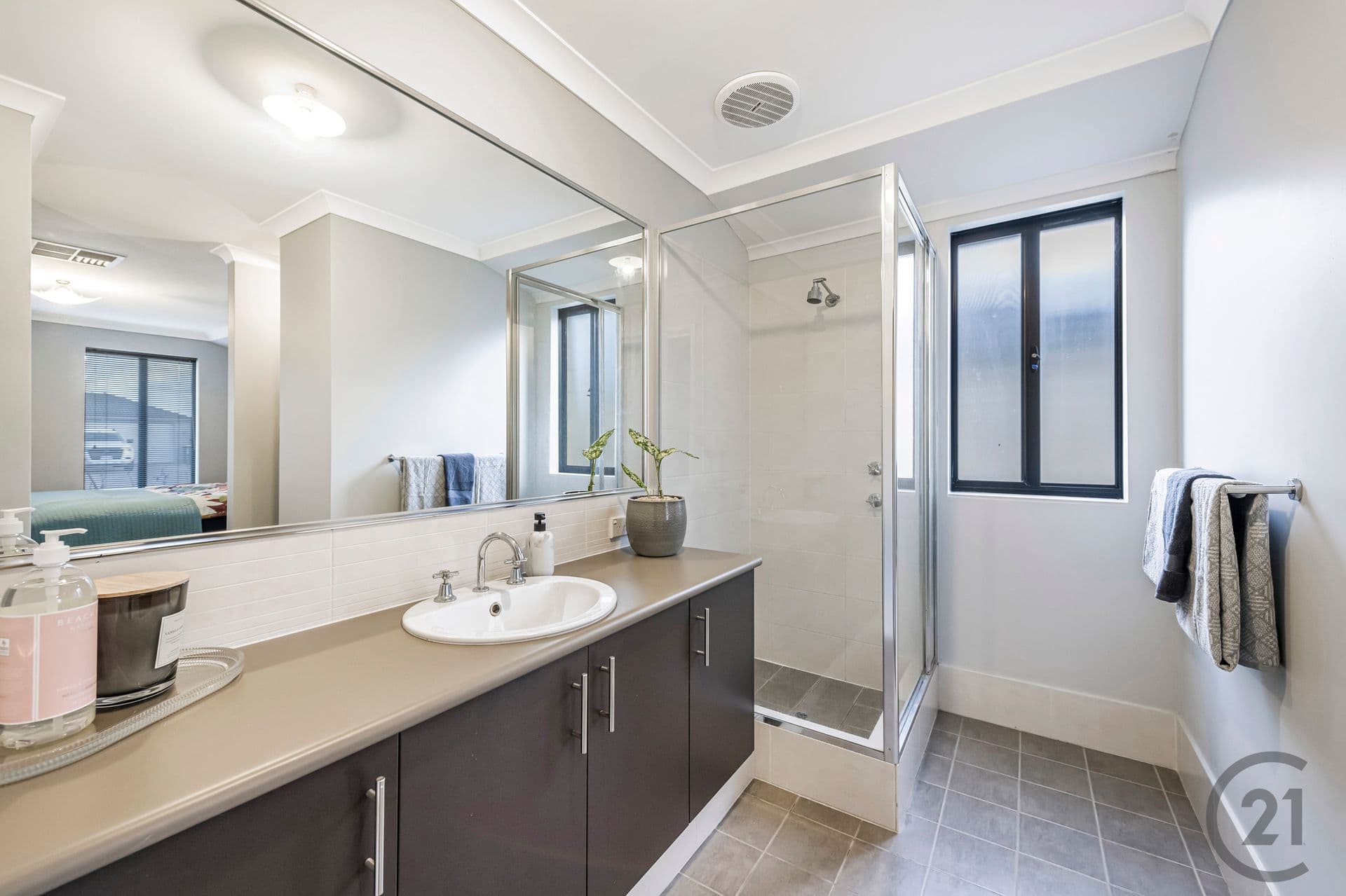 21 Woorabinda Rise, Lakelands, WA, 6180, Lakelands - Thumbnail 6