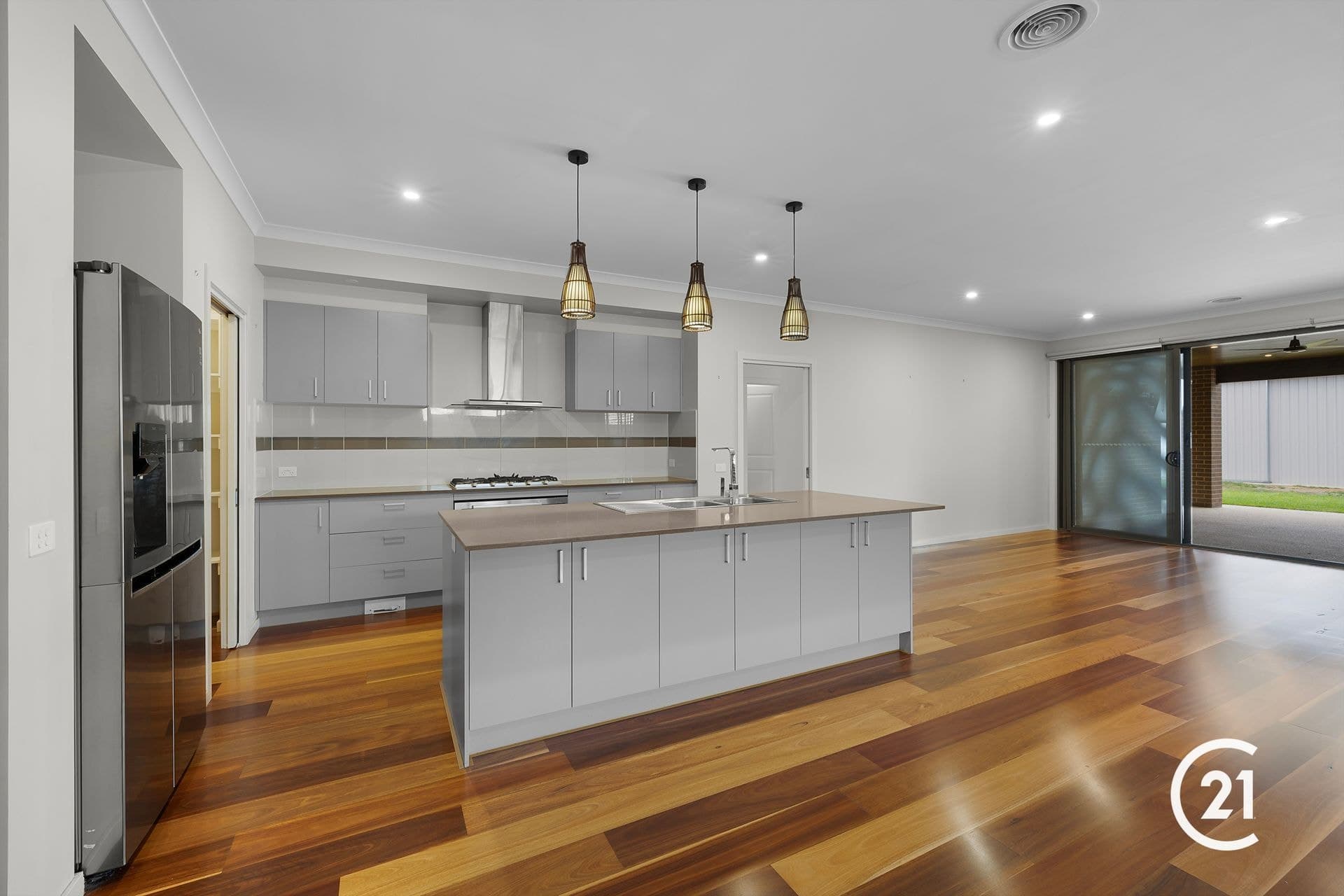 74 Mitchell Street, Echuca, VIC, 3564, Echuca - Thumbnail 5