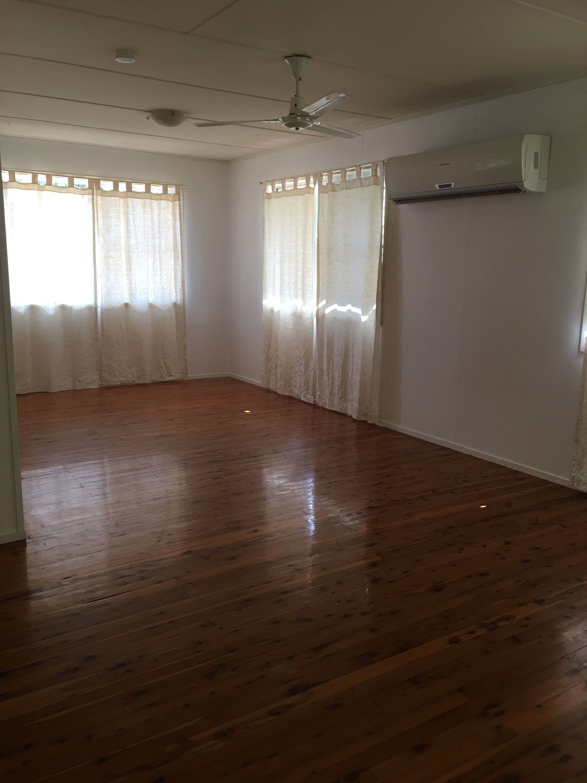34 Forest Drive, Moranbah, QLD, 4744, Moranbah - Thumbnail 4