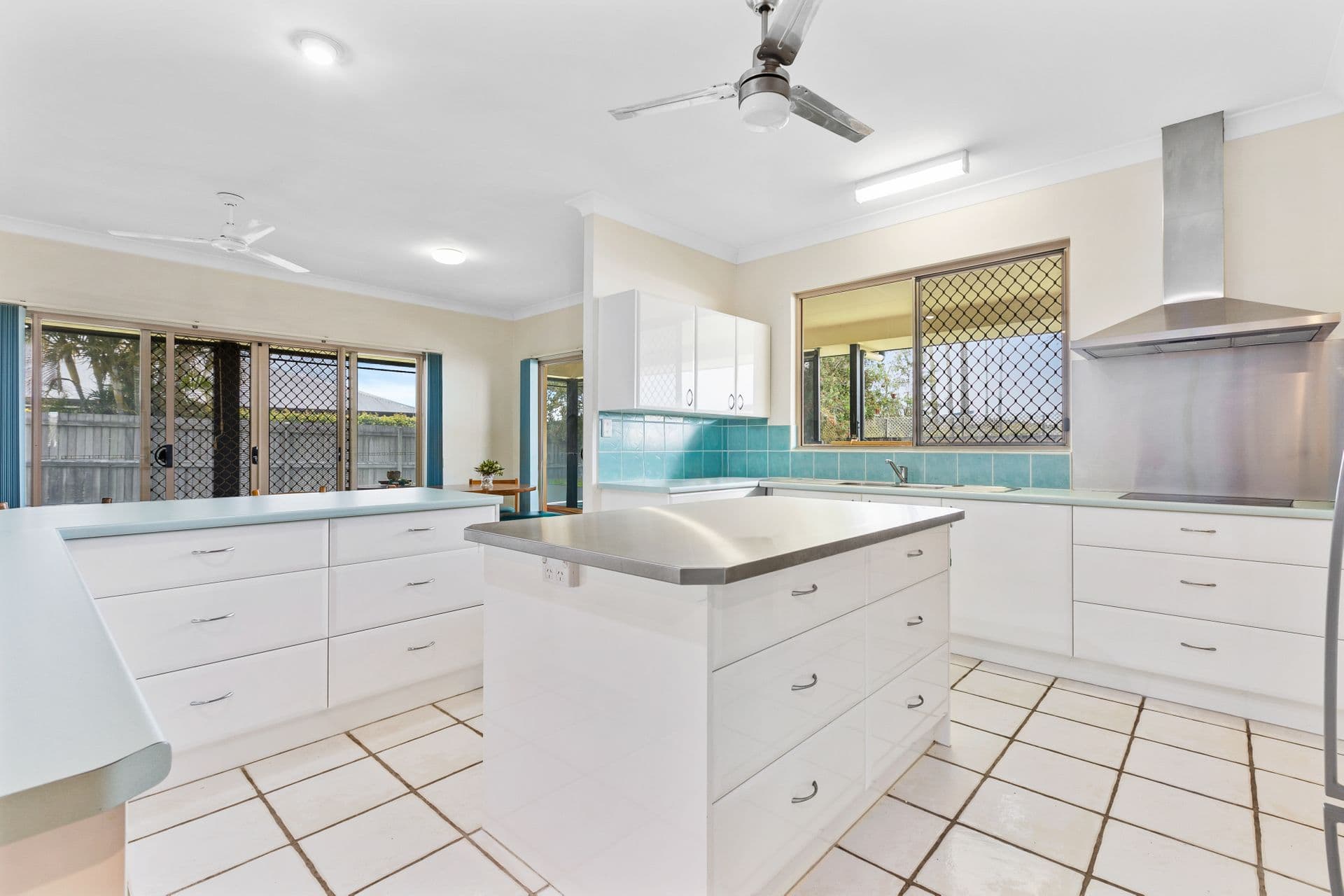 17 Callistemon Crescent, Tin Can Bay, QLD, 4580, Tin Can Bay - Thumbnail 6