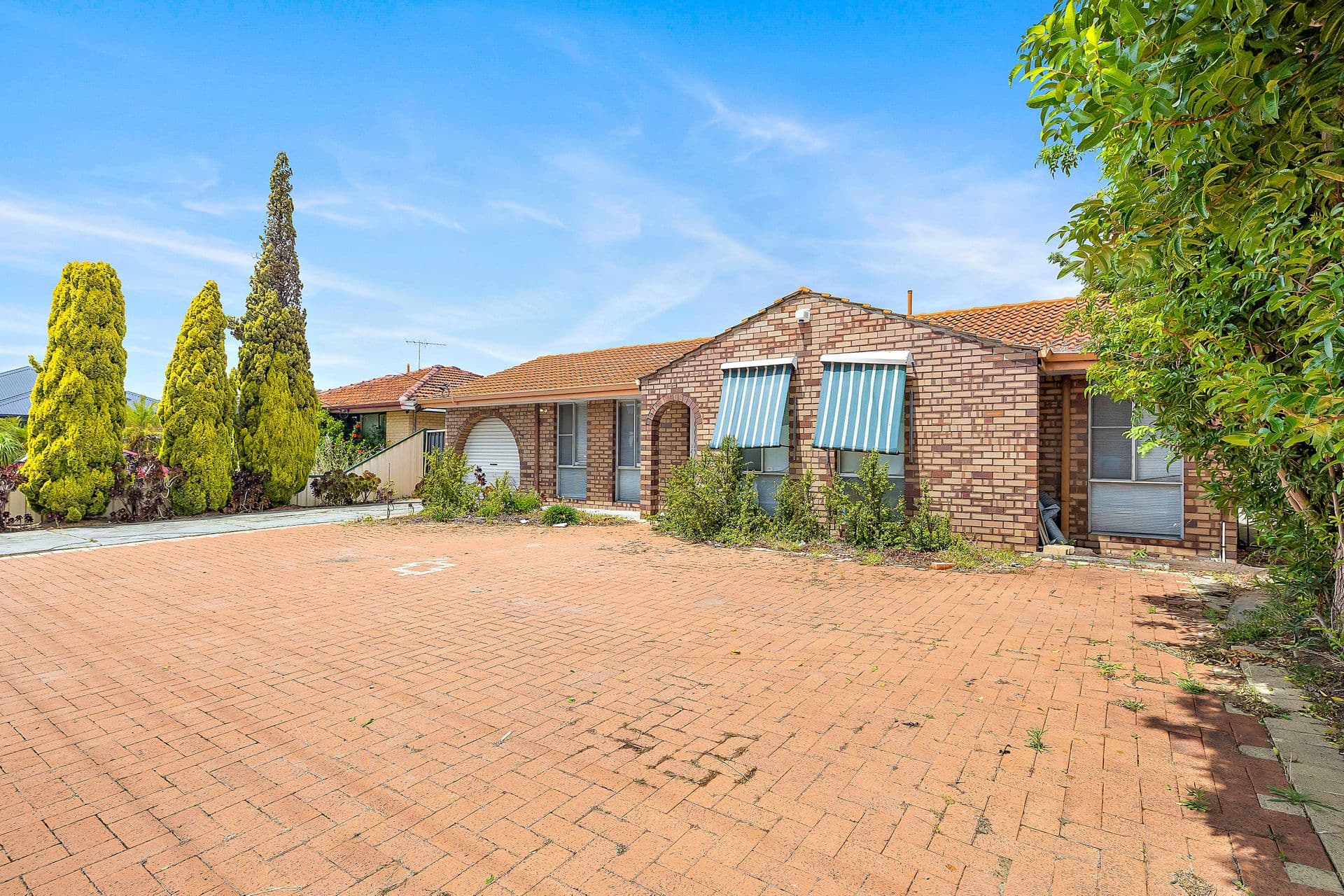 188 Marangaroo Drive, Girrawheen, WA, 6064, Girrawheen - Thumbnail 4