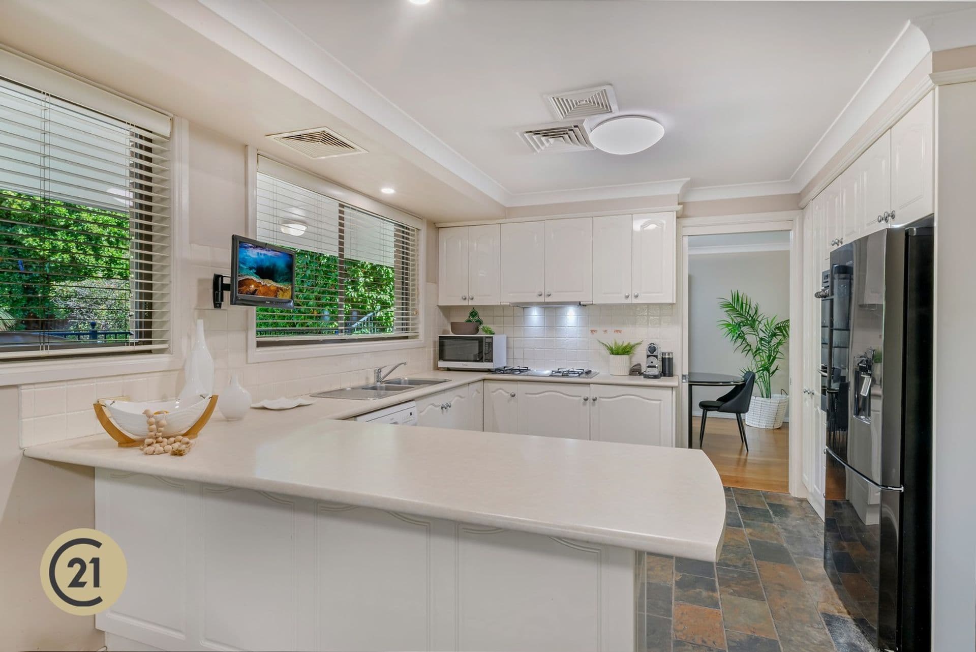 6 Maybush Place, Cherrybrook, NSW, 2126, Cherrybrook - Thumbnail 4