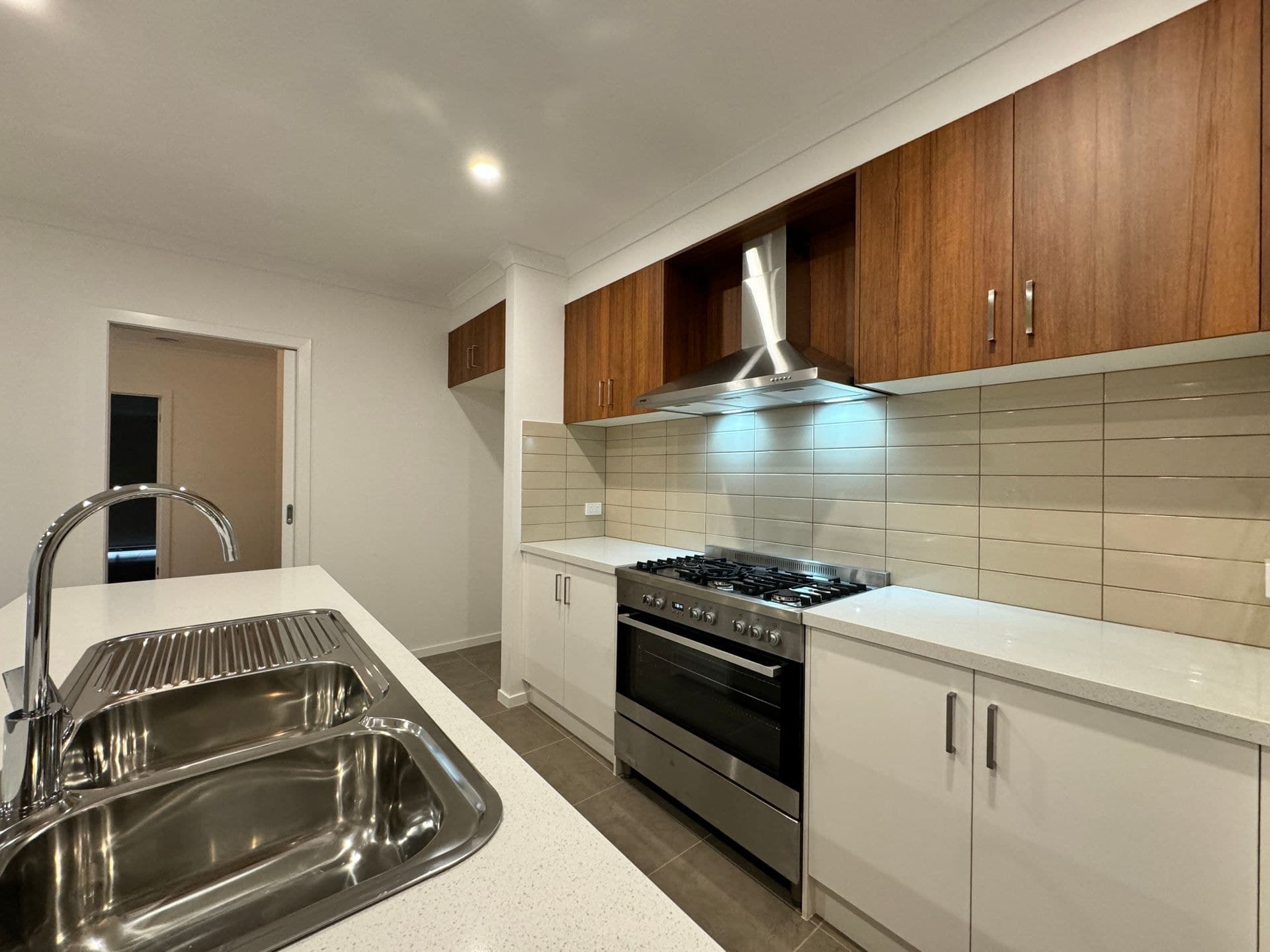 28 Auburn Crescent, Bacchus Marsh, VIC, 3340, Bacchus Marsh - Thumbnail 8
